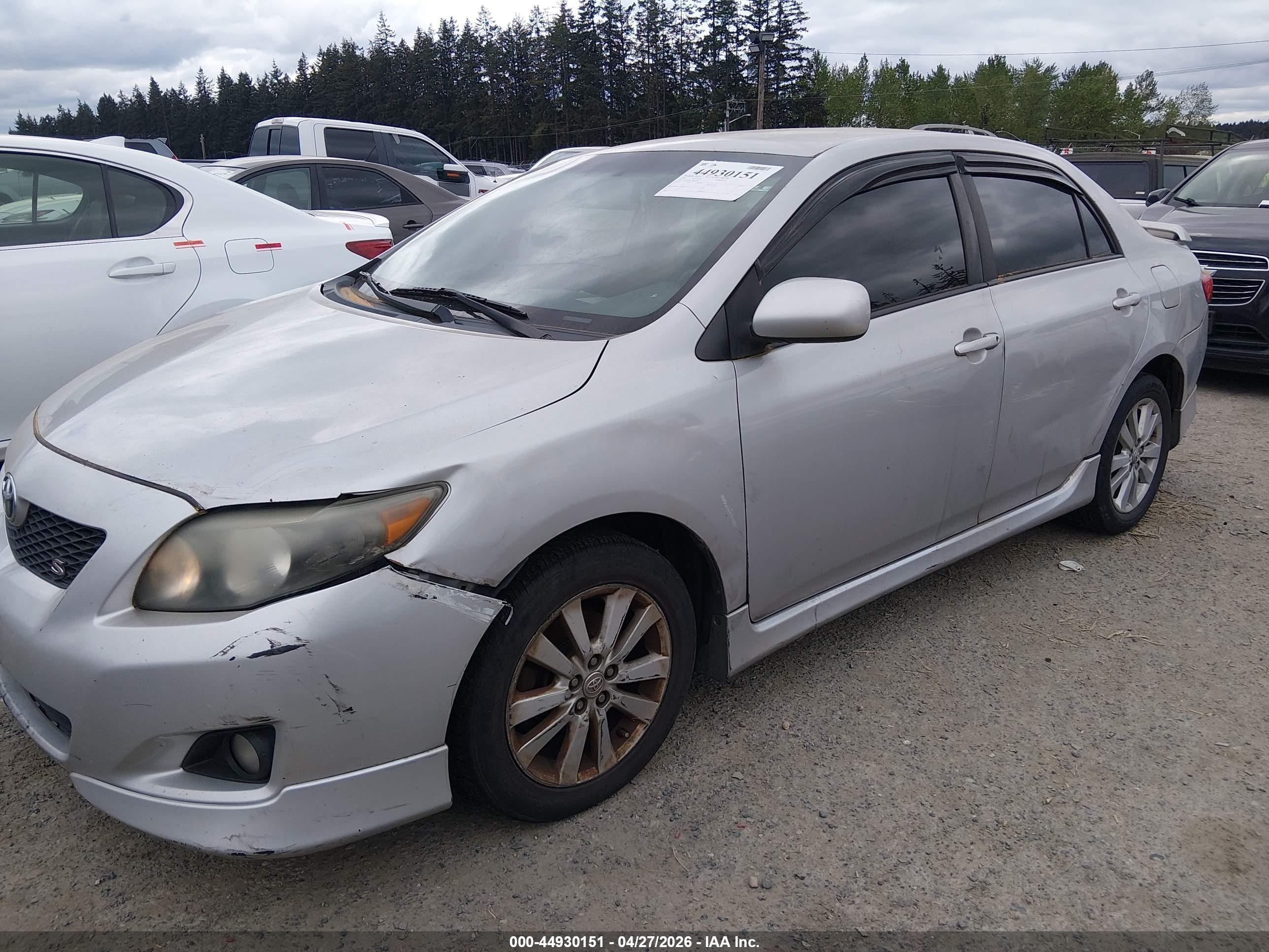 TOYOTA COROLLA image 2