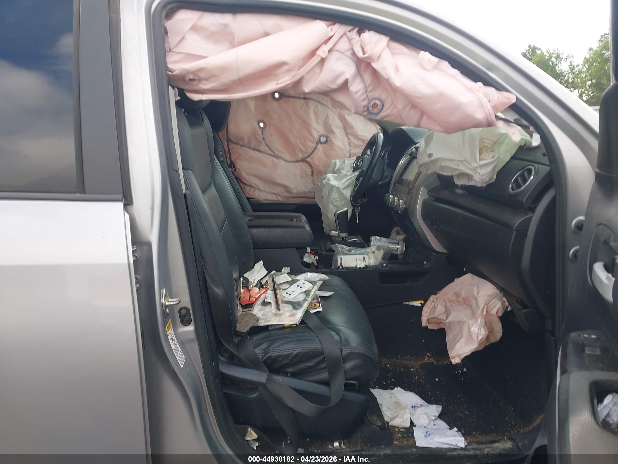TOYOTA TUNDRA image 5