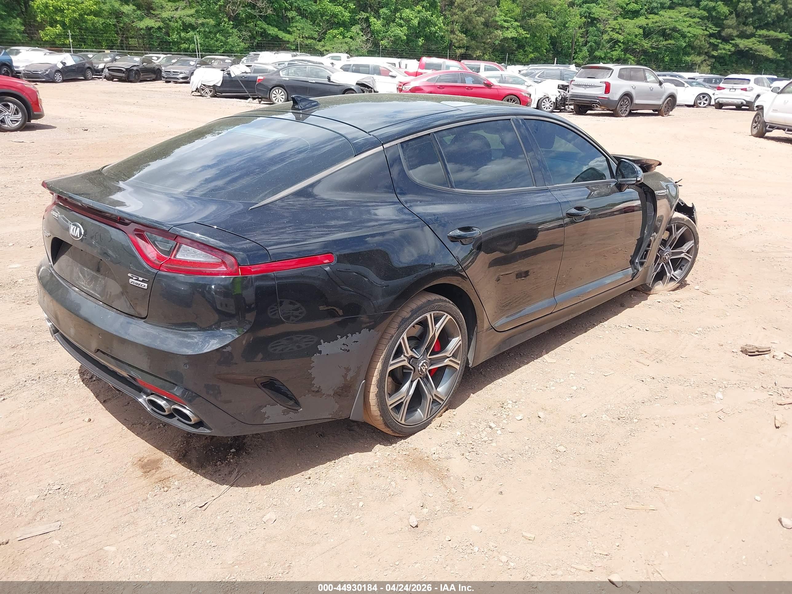 KIA STINGER image 4