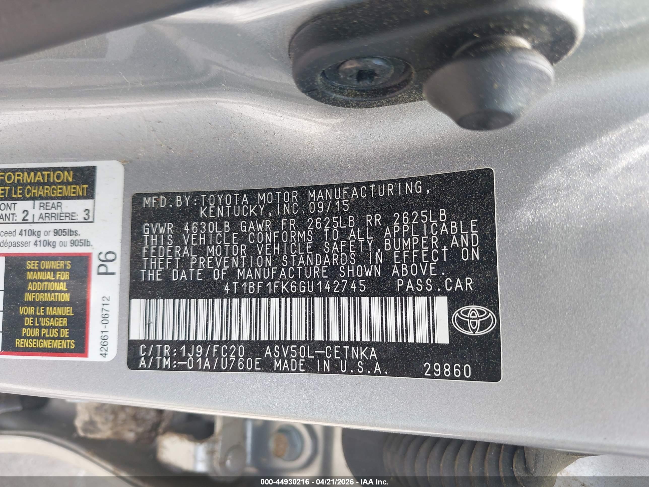 TOYOTA CAMRY image 9