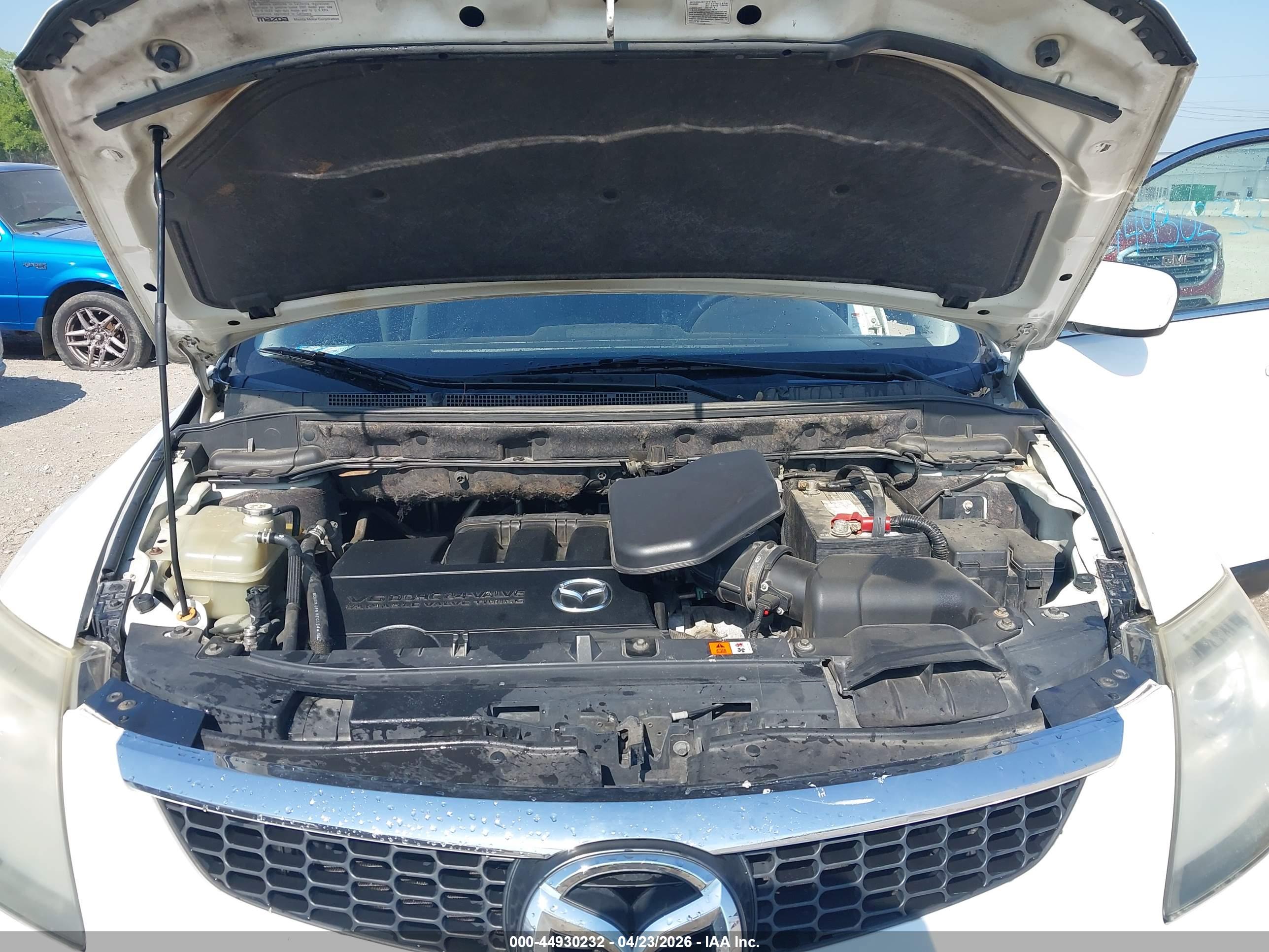 MAZDA CX-9 image 10