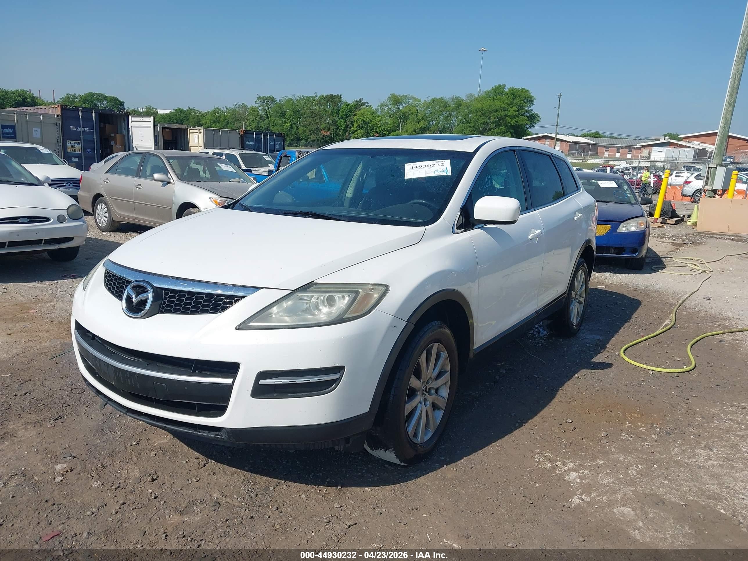 MAZDA CX-9 image 2