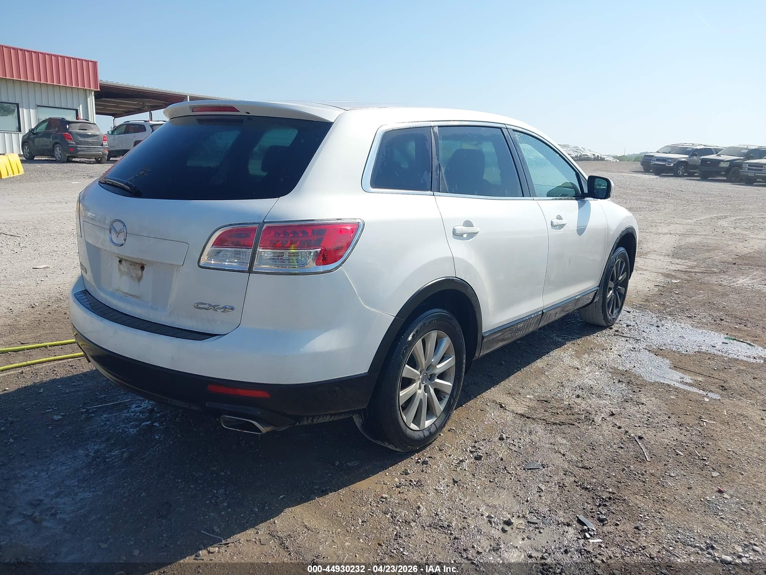 MAZDA CX-9 image 4