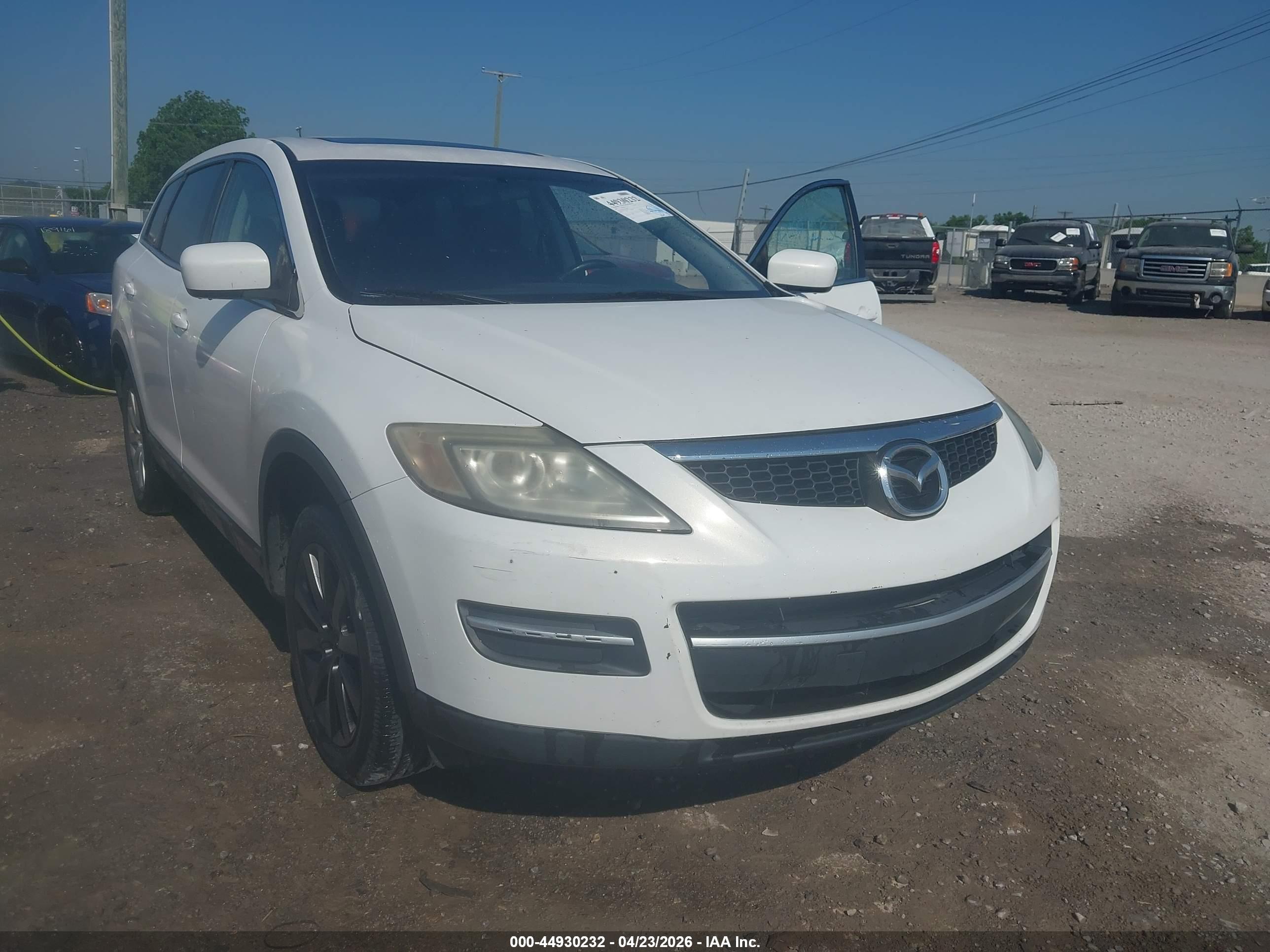 MAZDA CX-9 image 6