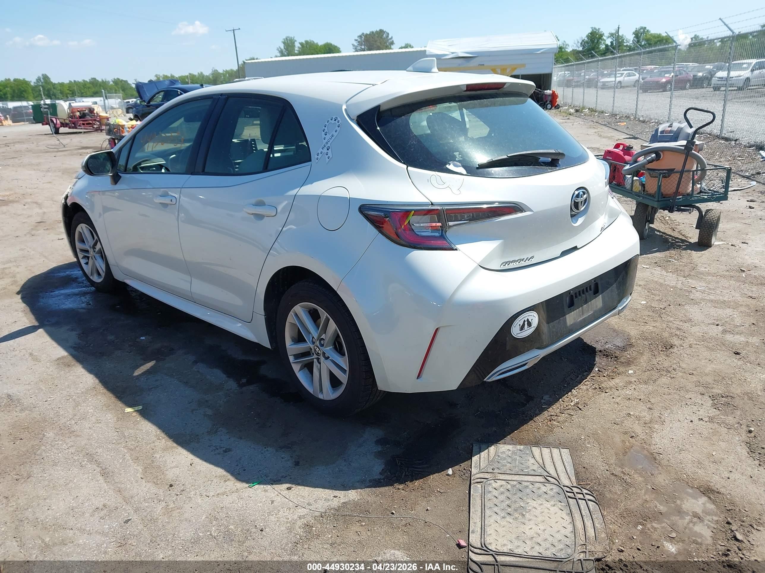 TOYOTA COROLLA image 3
