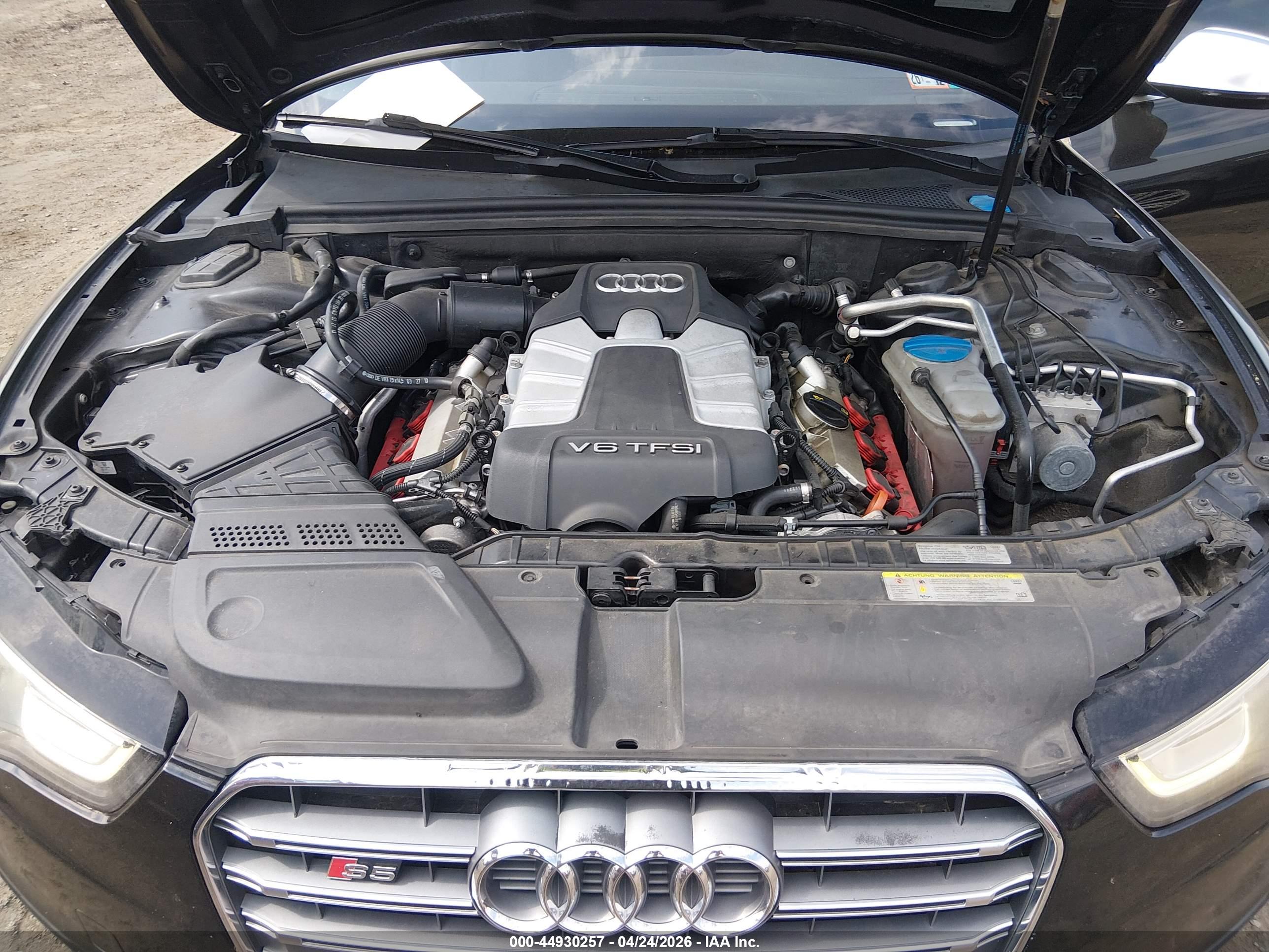 AUDI S5 image 10