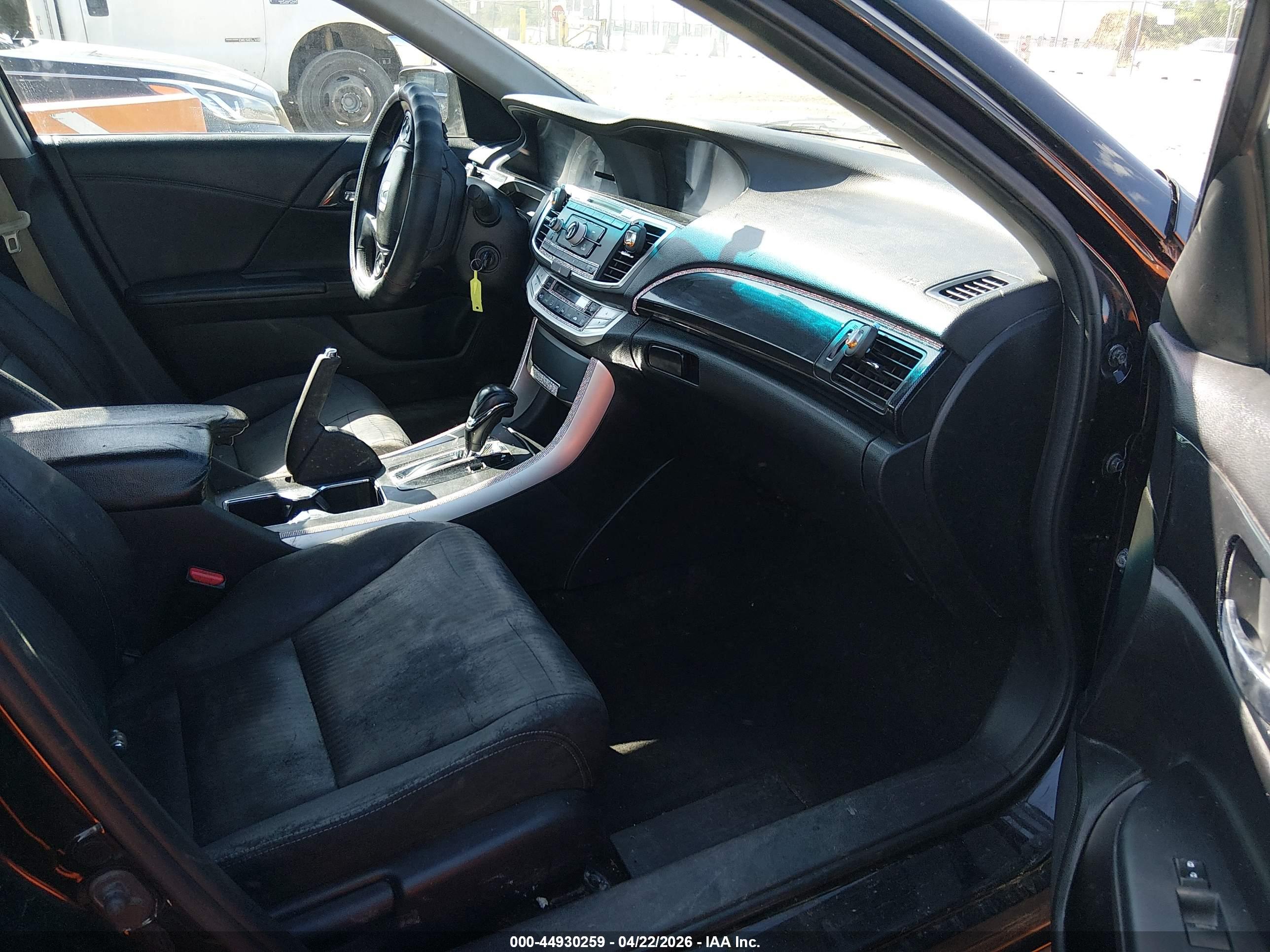 HONDA ACCORD image 5