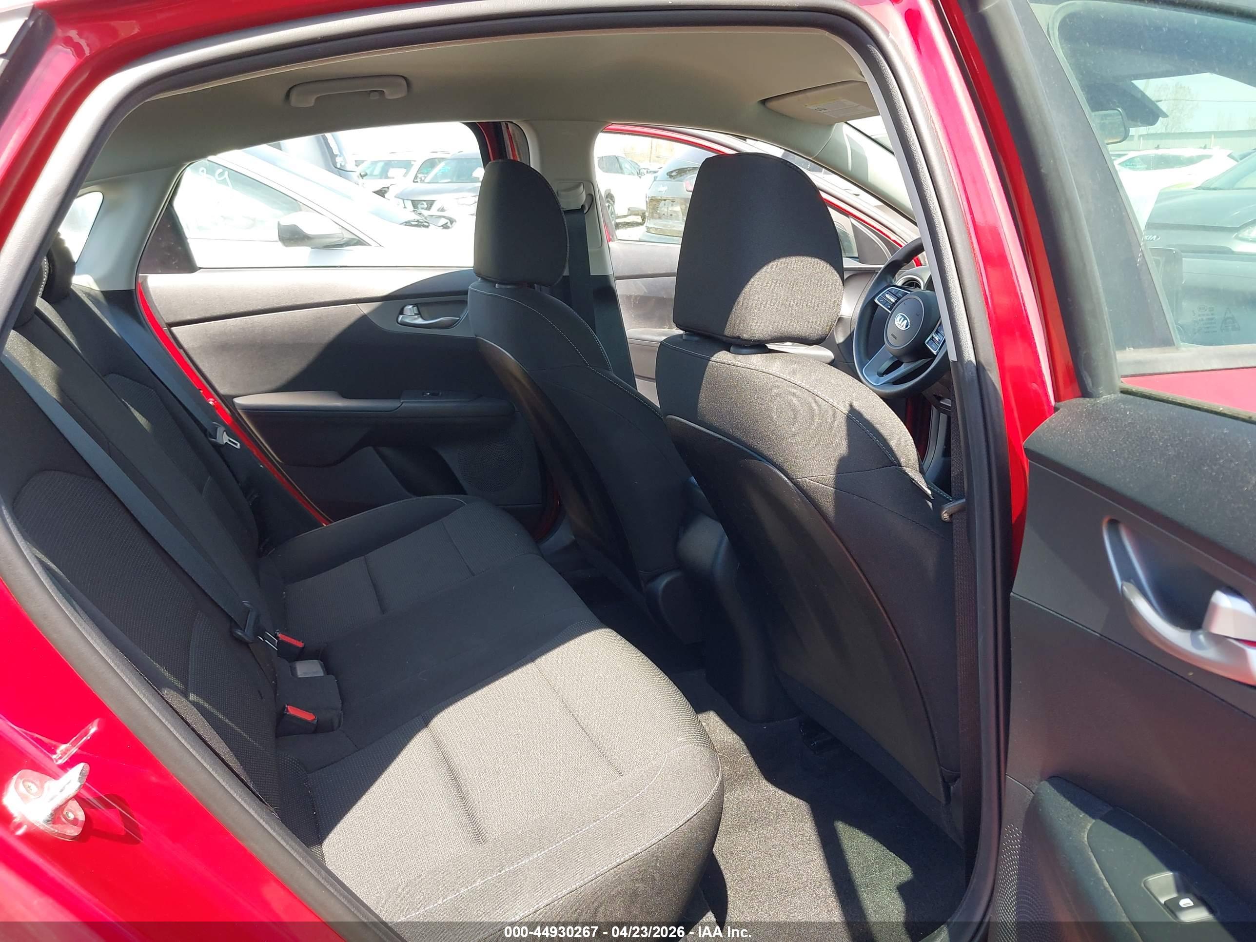 KIA FORTE image 8