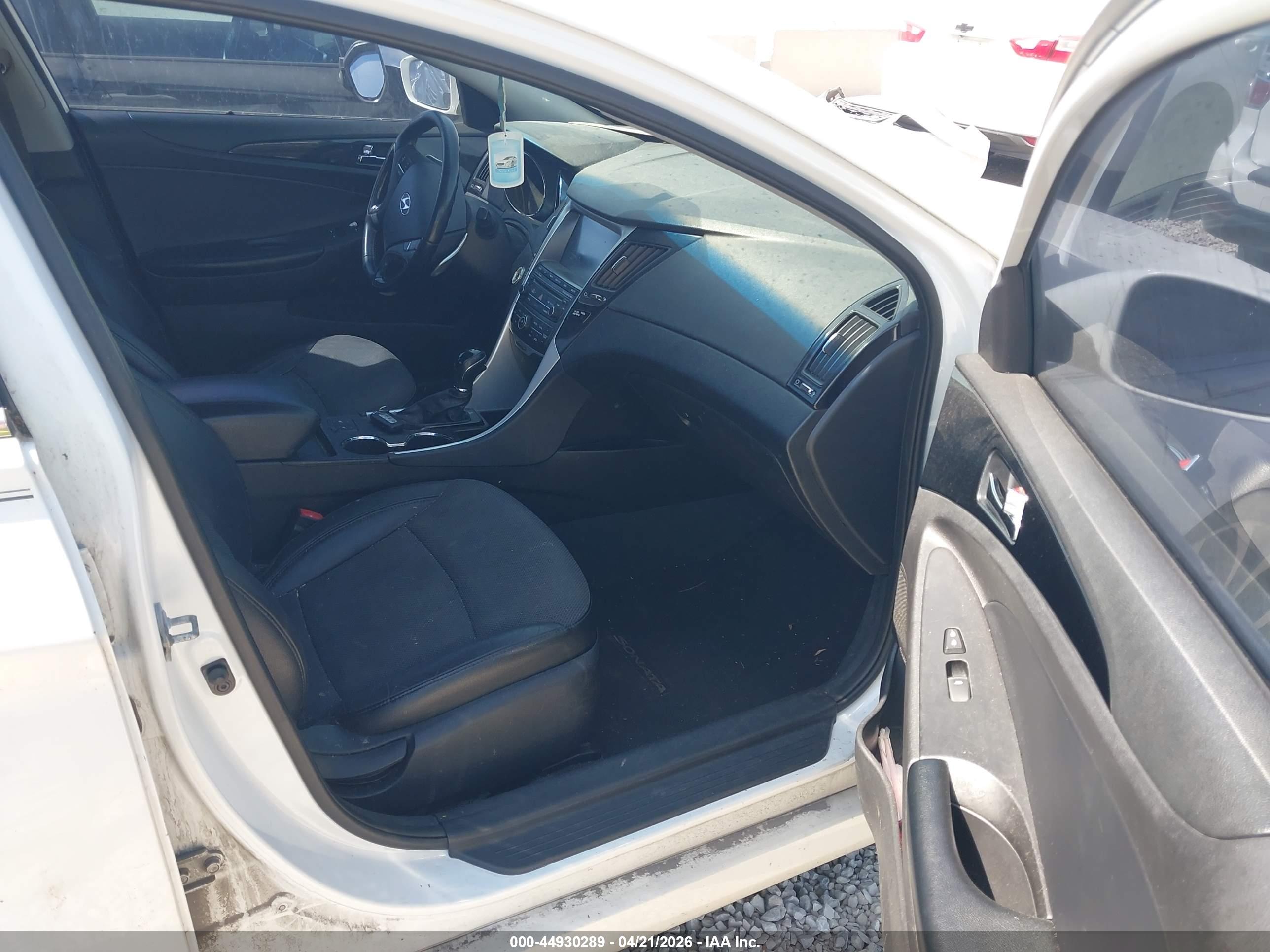 HYUNDAI SONATA image 5