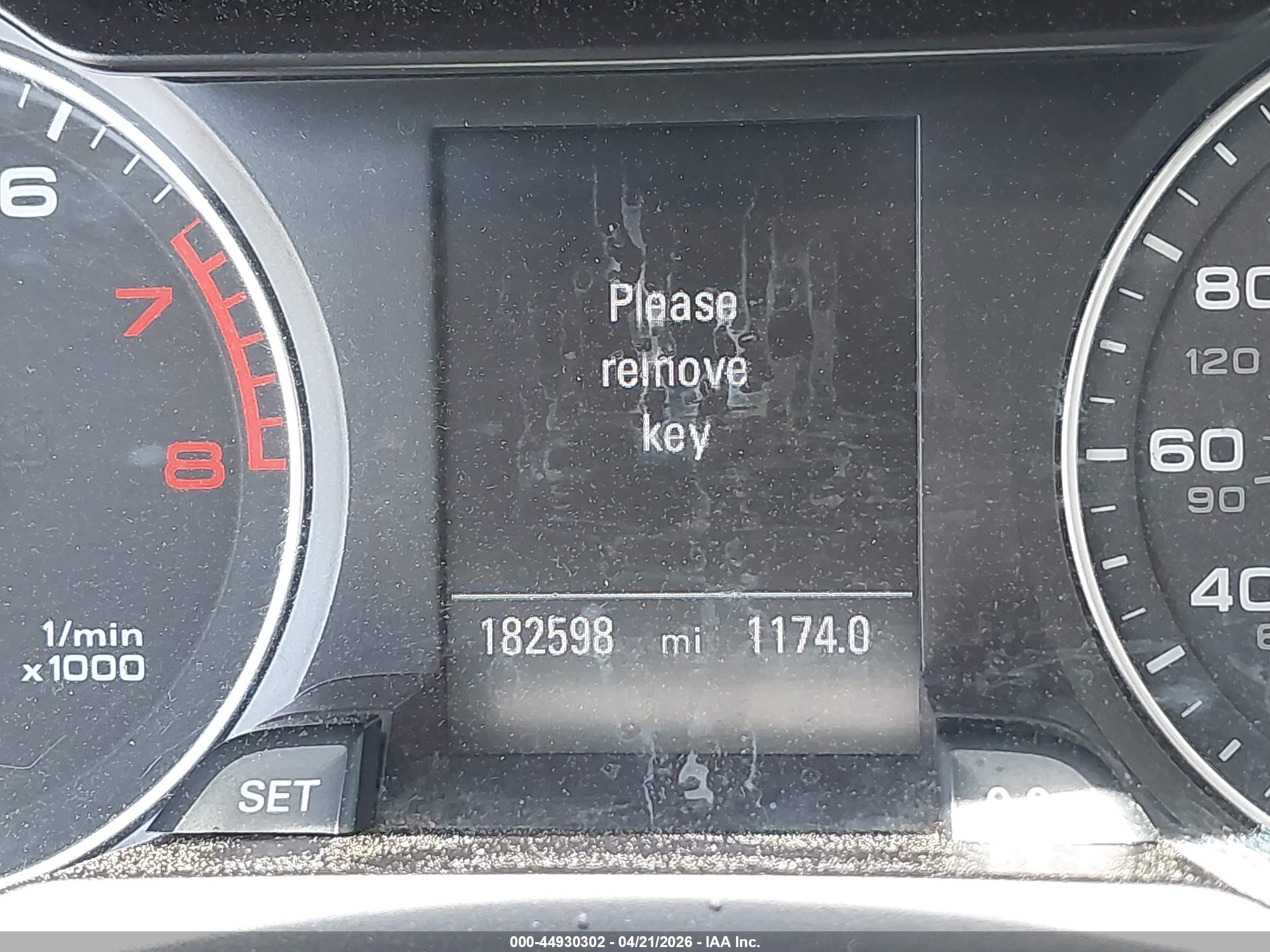 AUDI A4 image 7