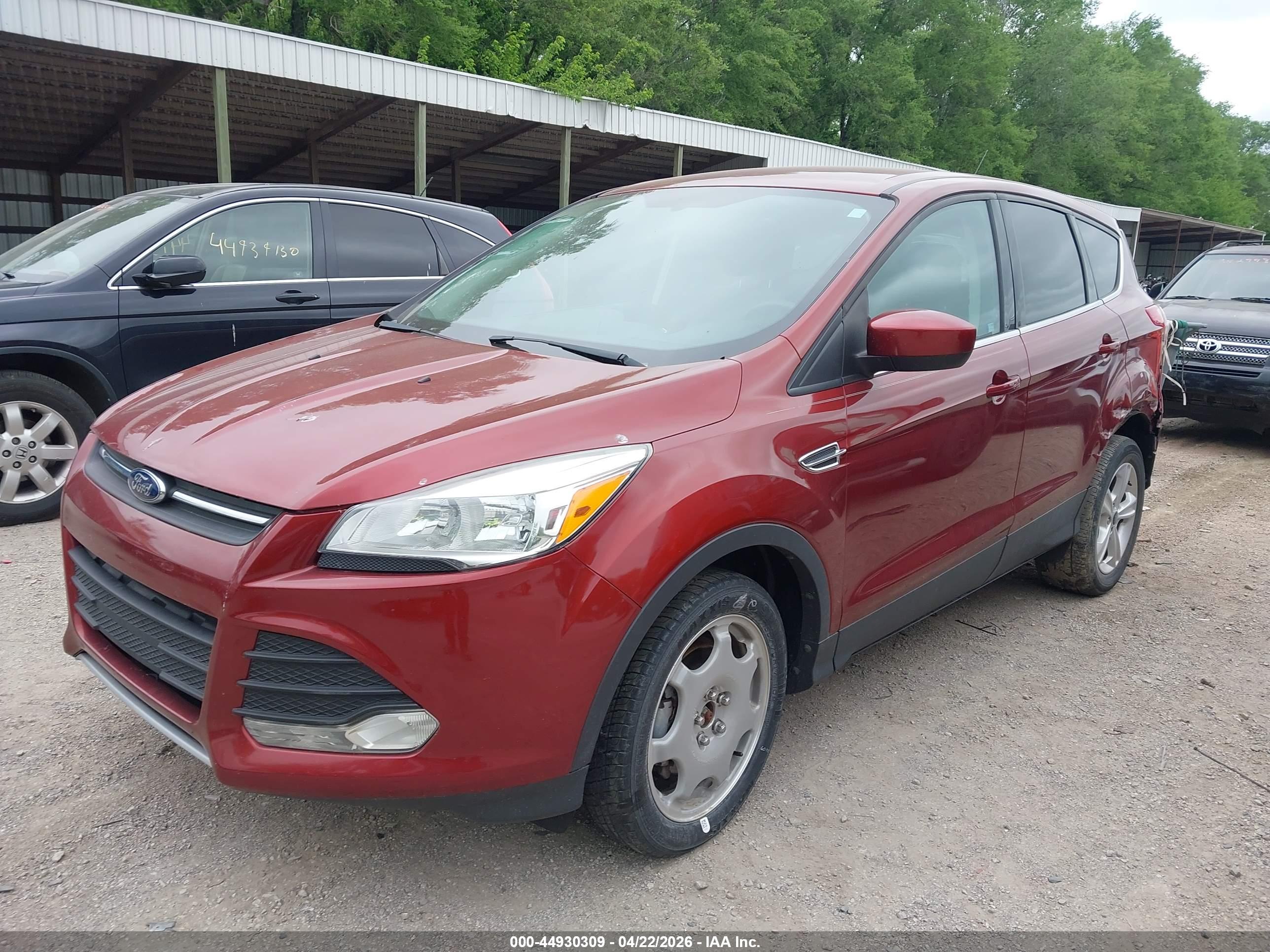 FORD ESCAPE image 2