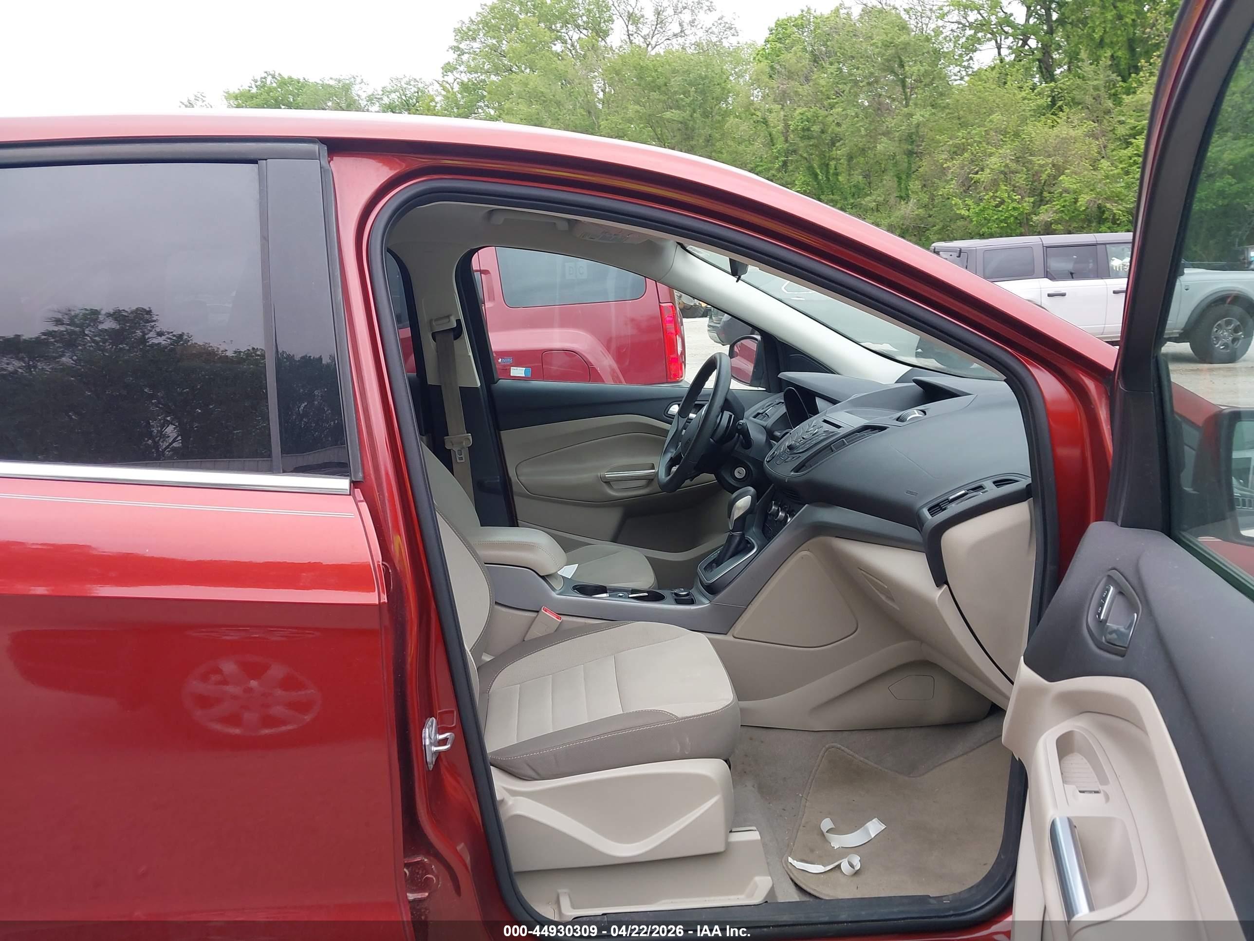 FORD ESCAPE image 5