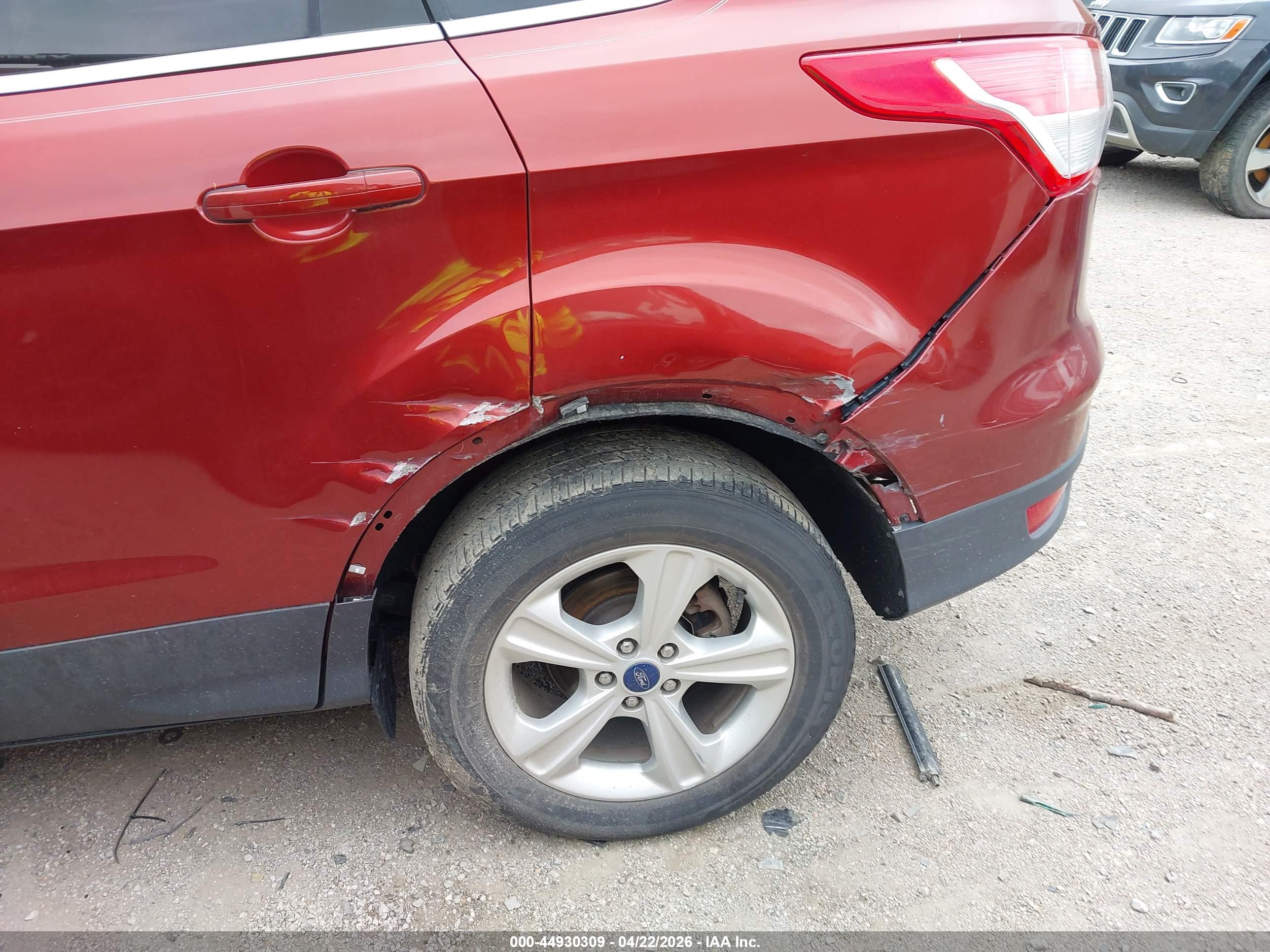 FORD ESCAPE image 6