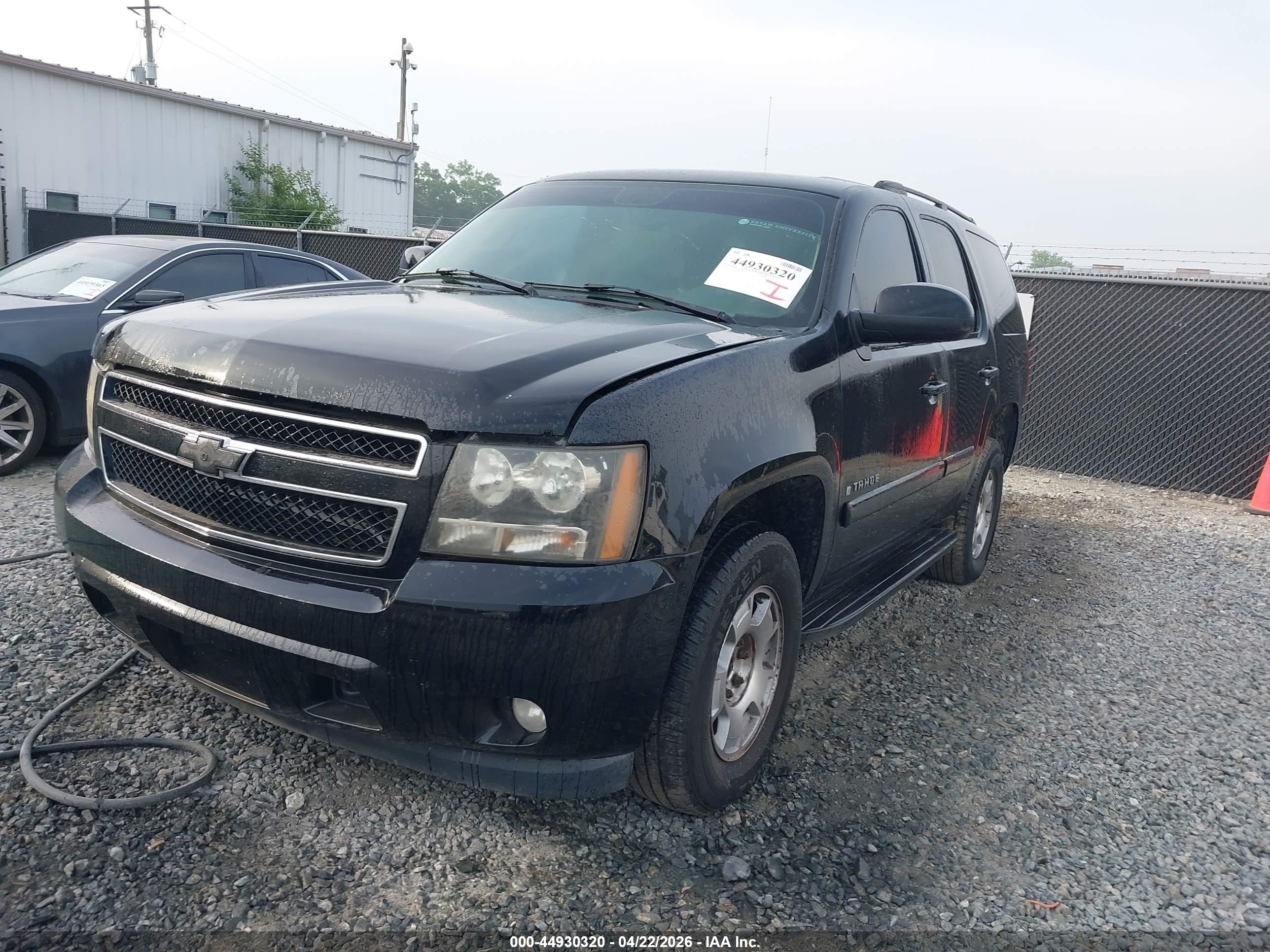 CHEVROLET TAHOE image 2