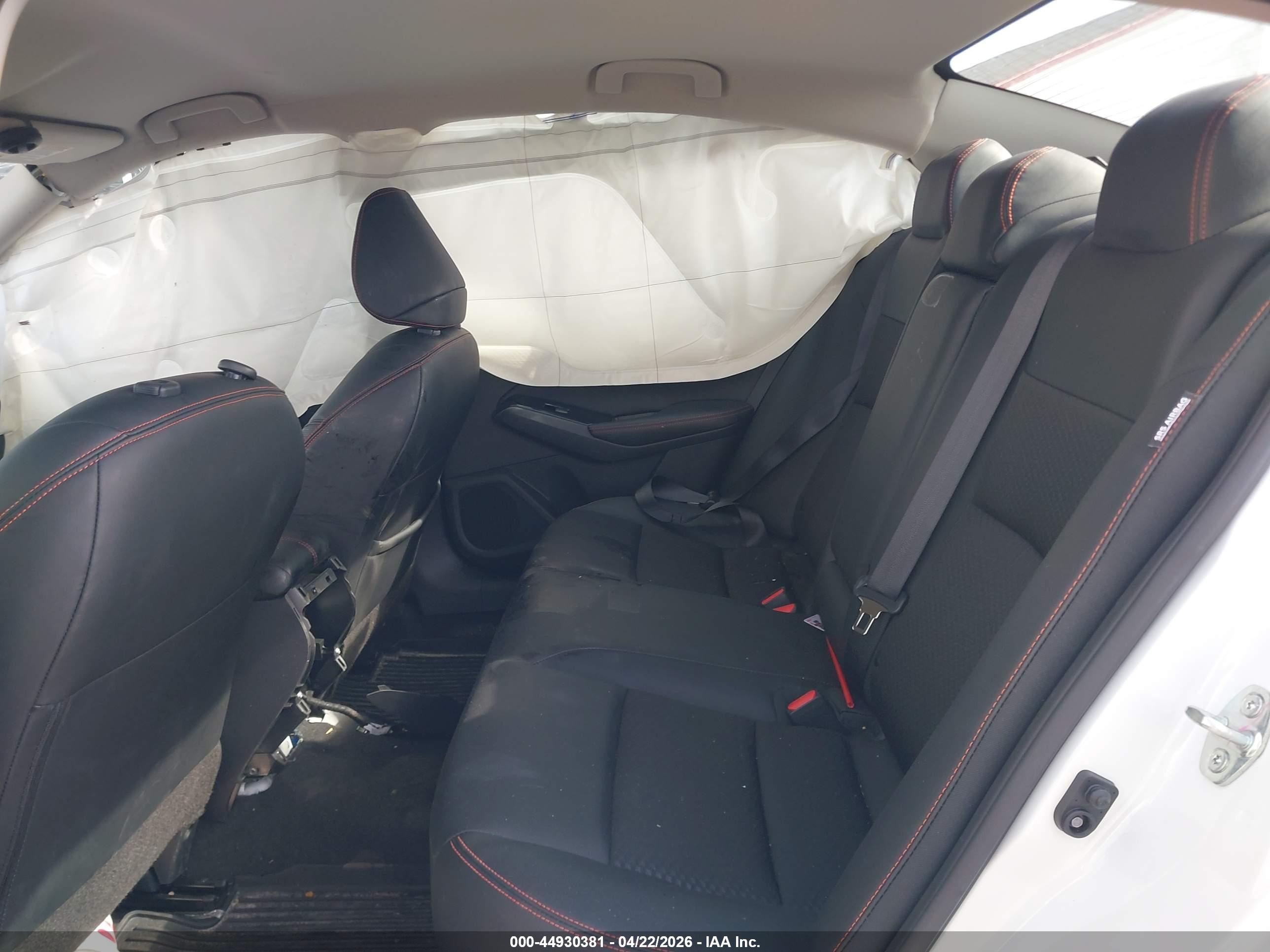NISSAN ALTIMA image 8