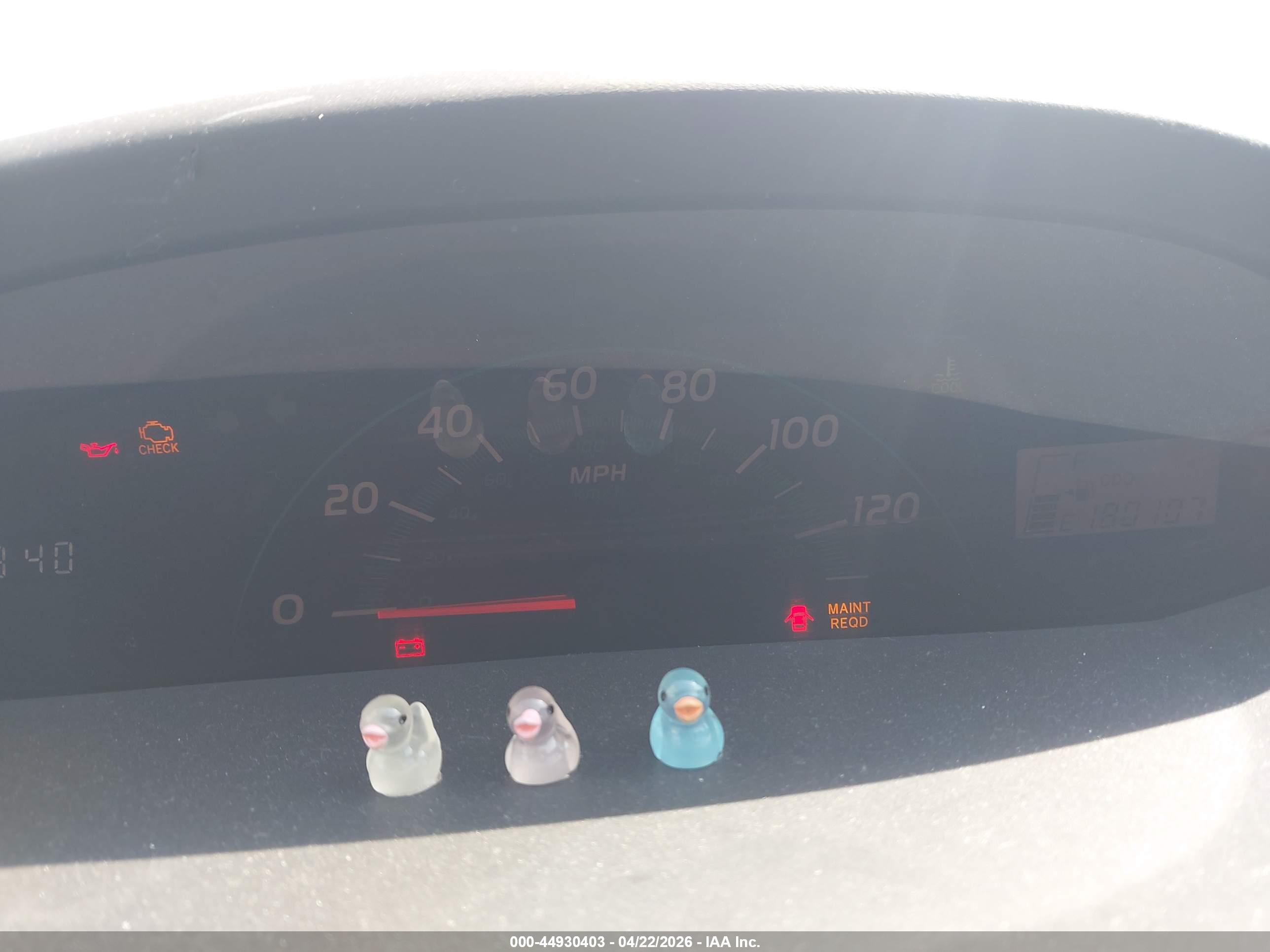 TOYOTA YARIS image 7