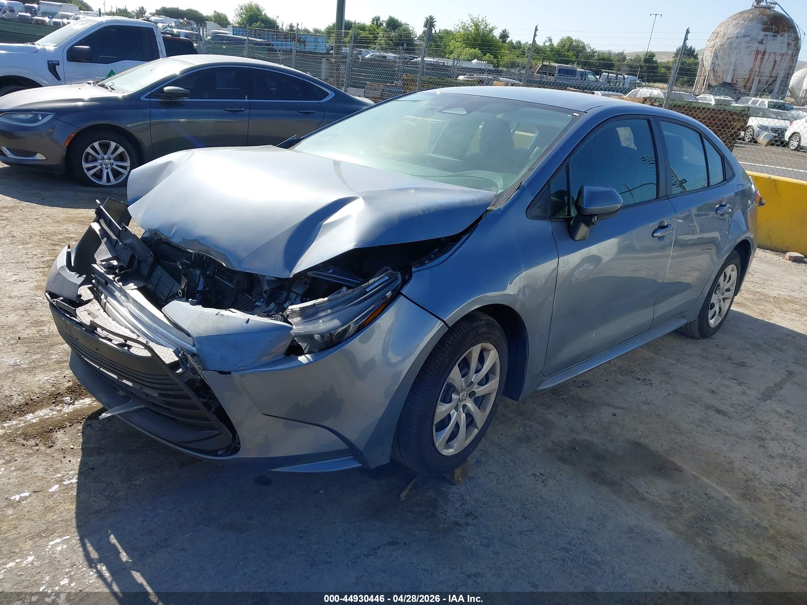 TOYOTA COROLLA image 2