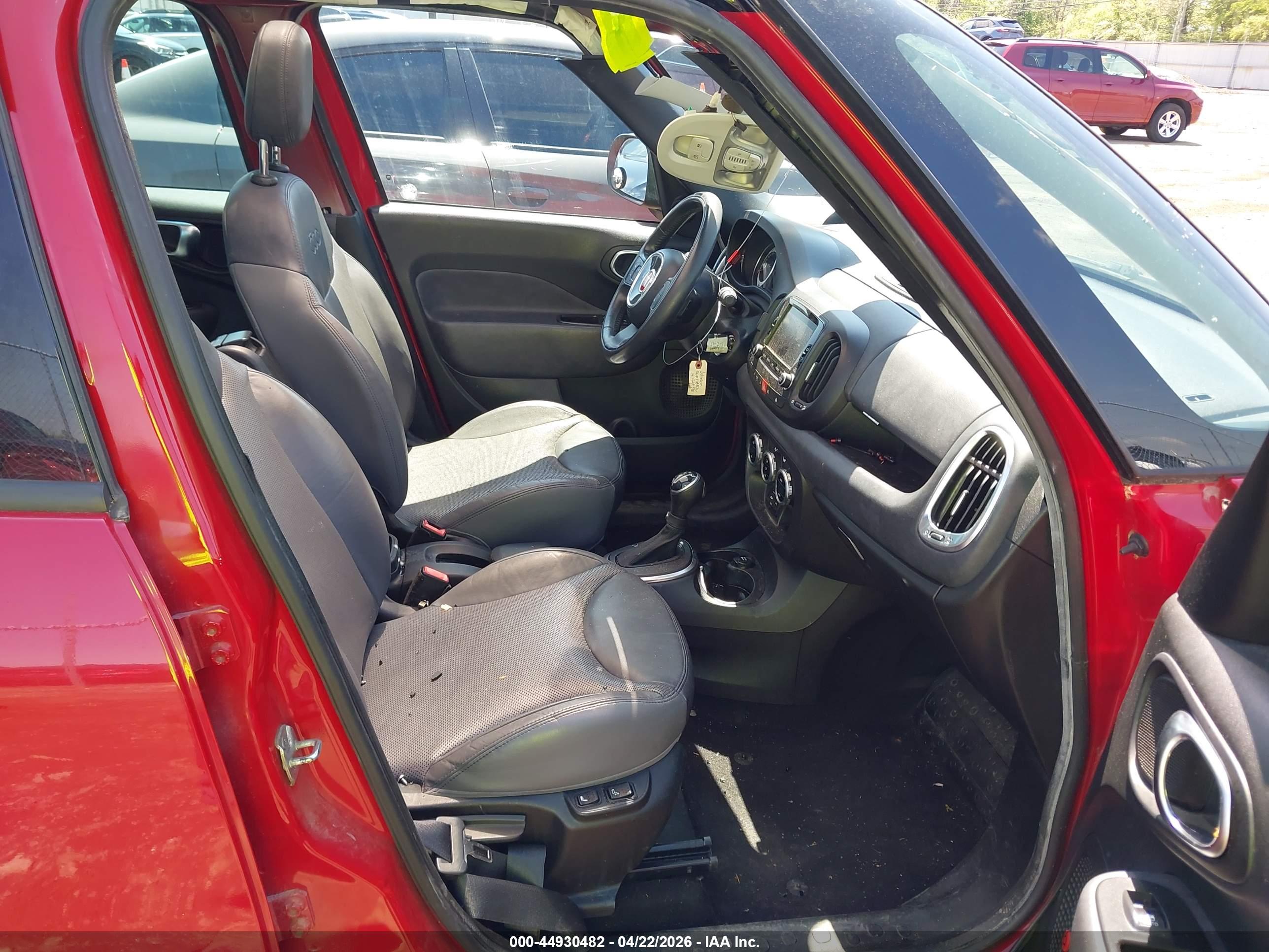 FIAT 500L image 5