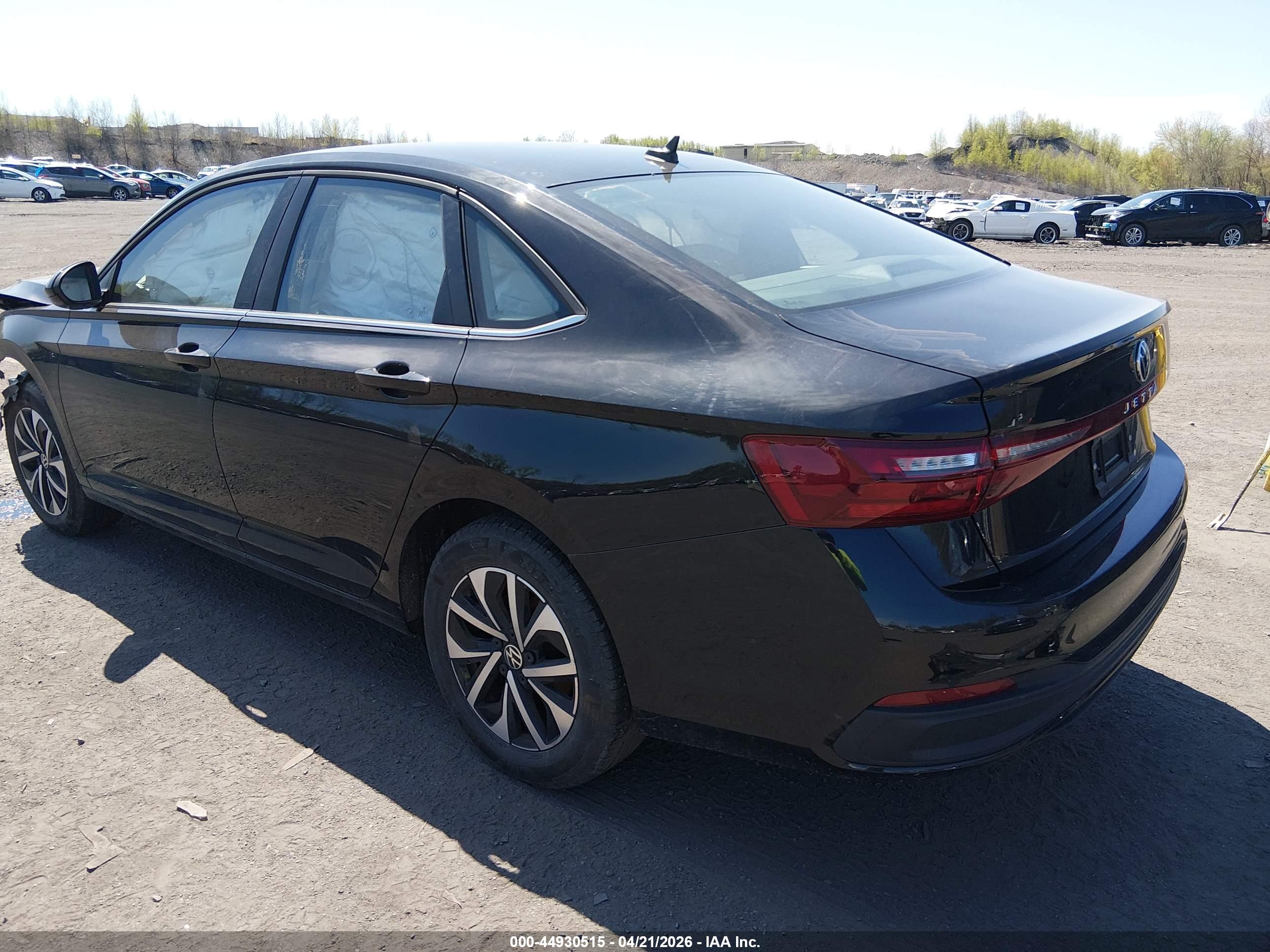 VOLKSWAGEN JETTA image 3