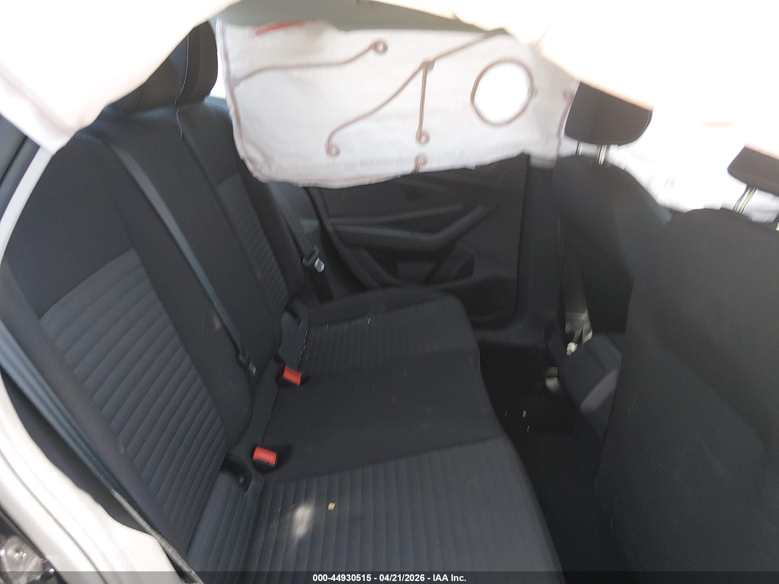 VOLKSWAGEN JETTA image 8