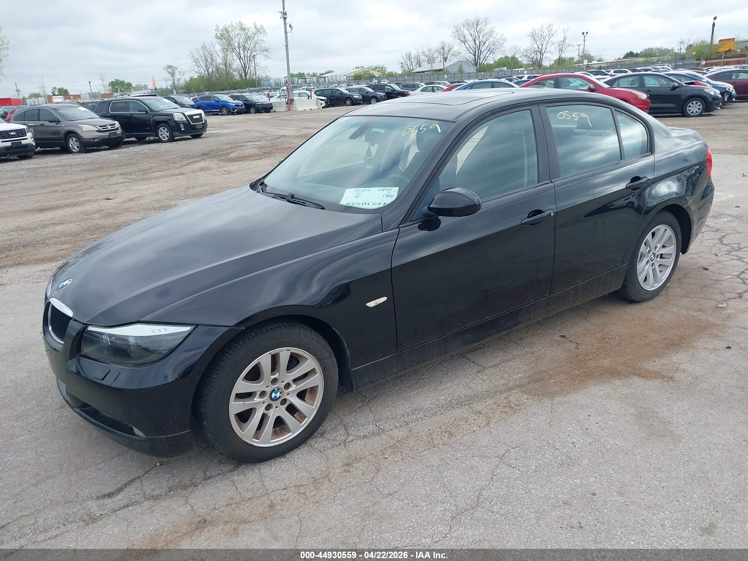 BMW 328XI image 2