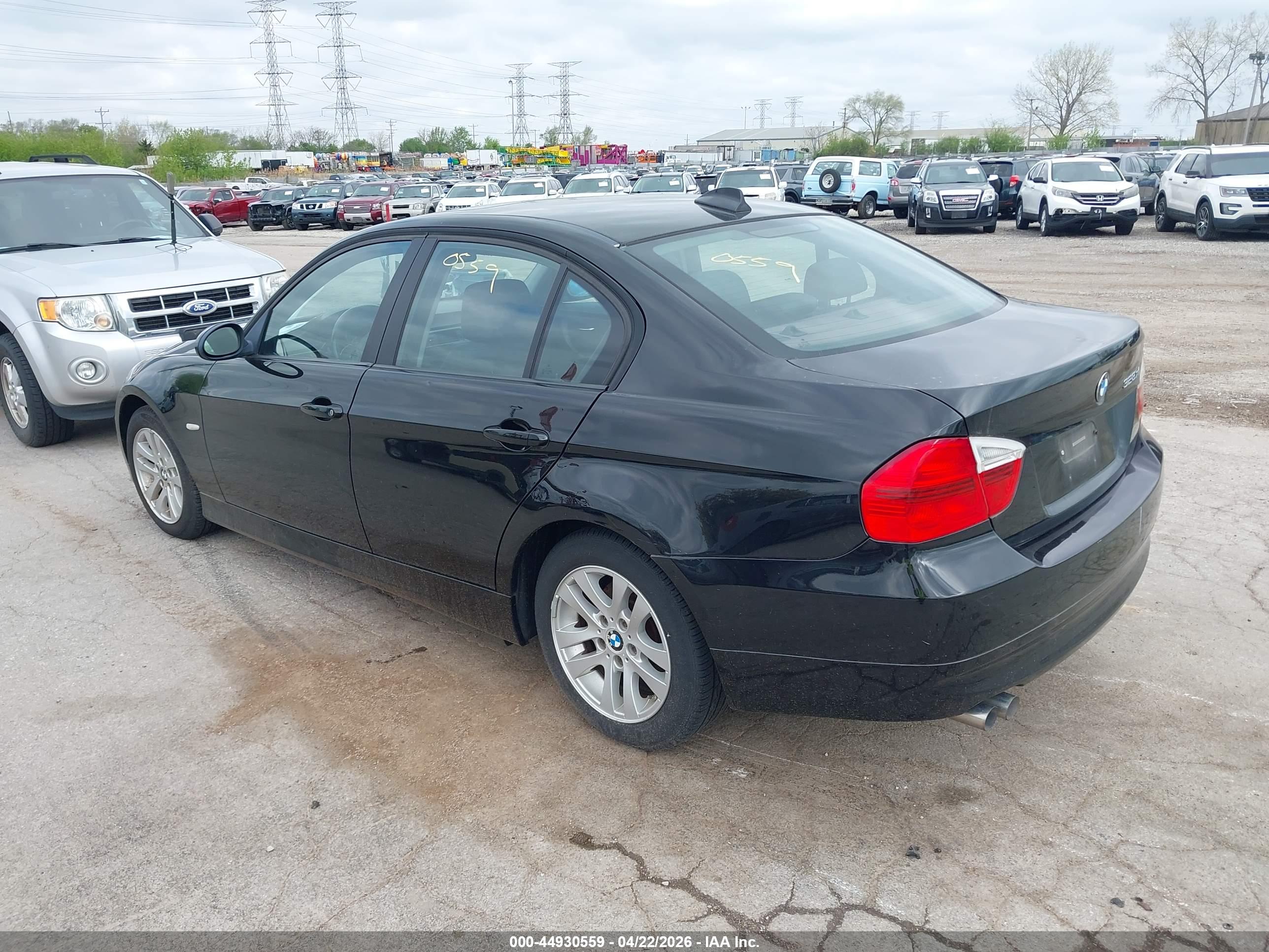 BMW 328XI image 3