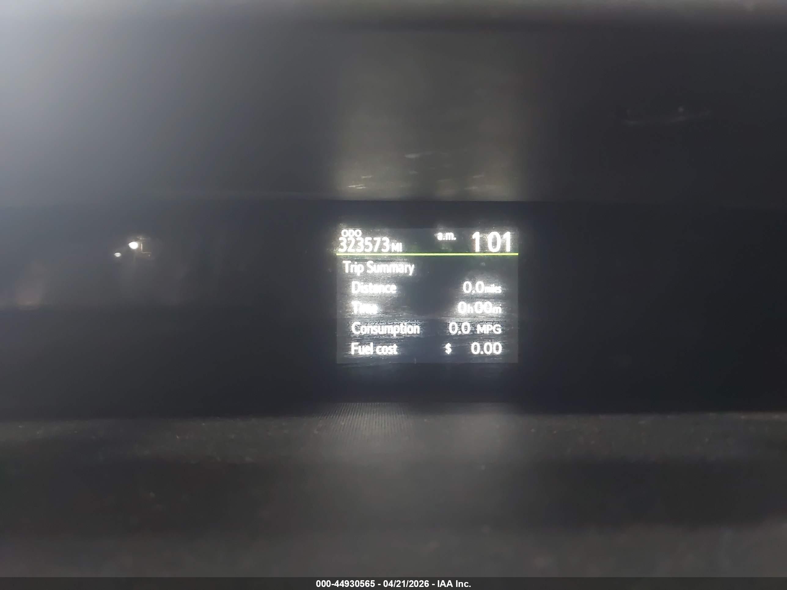 TOYOTA PRIUS image 7