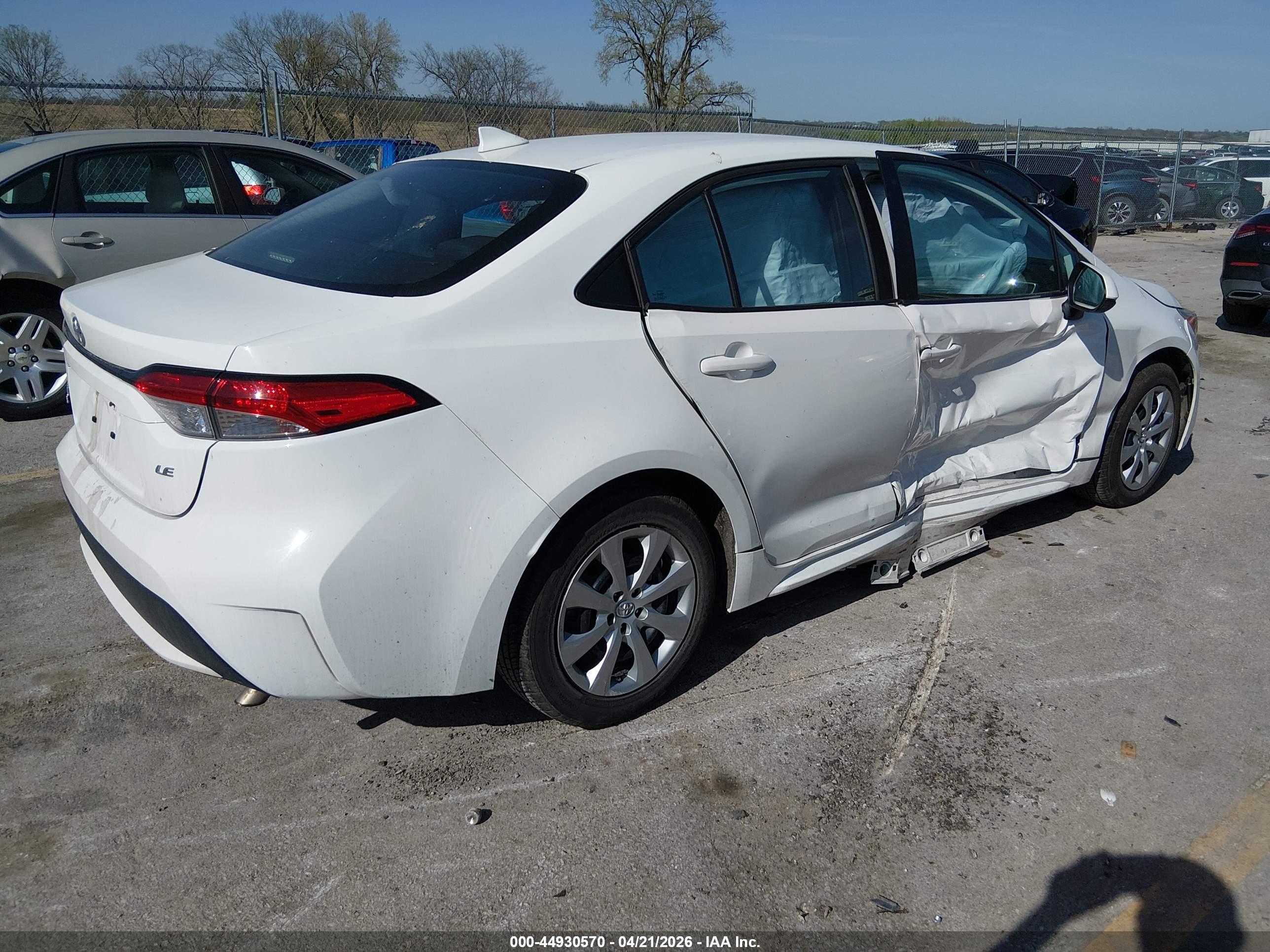 TOYOTA COROLLA image 4