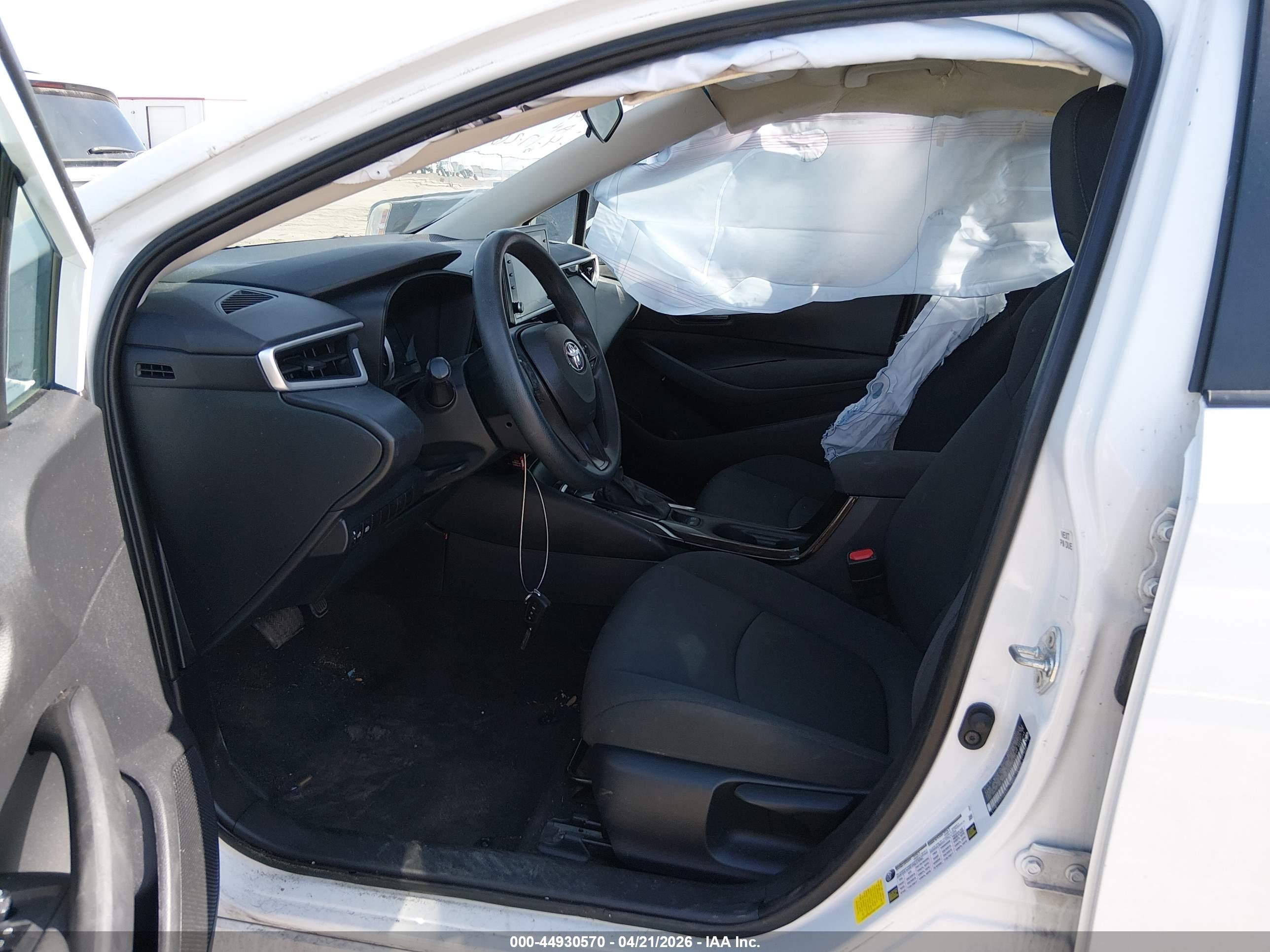 TOYOTA COROLLA image 5