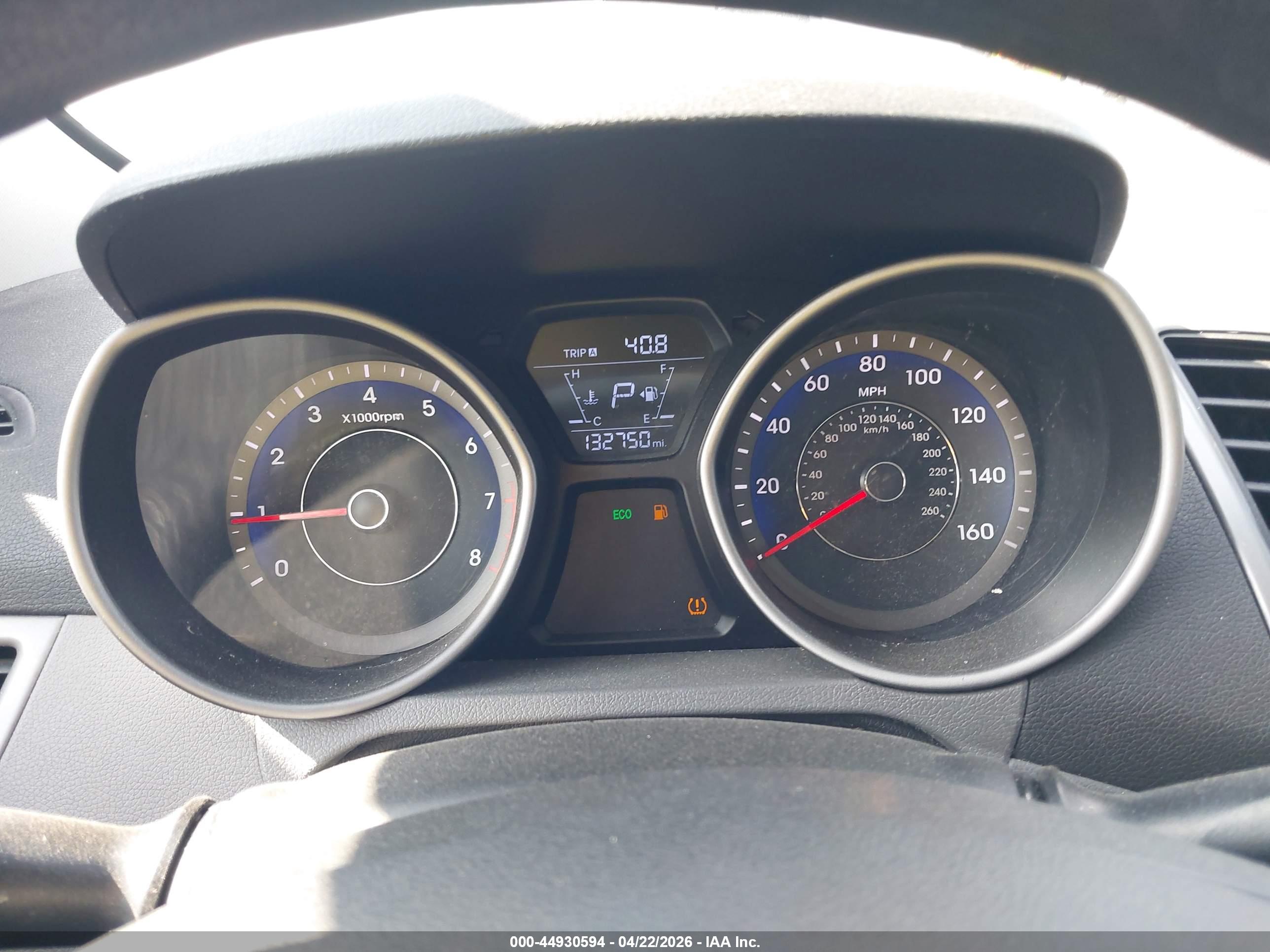 HYUNDAI ELANTRA image 7