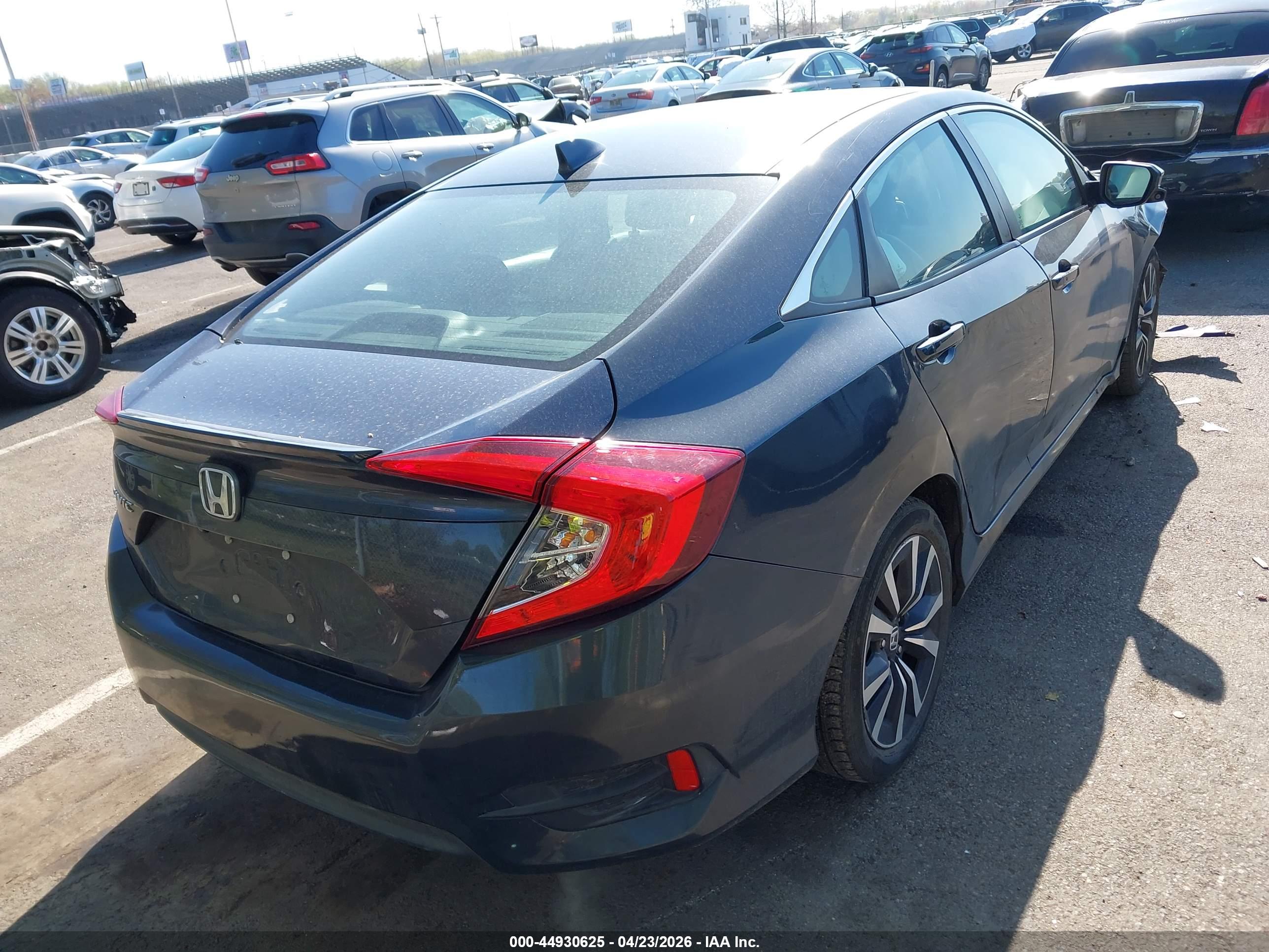 HONDA CIVIC image 4