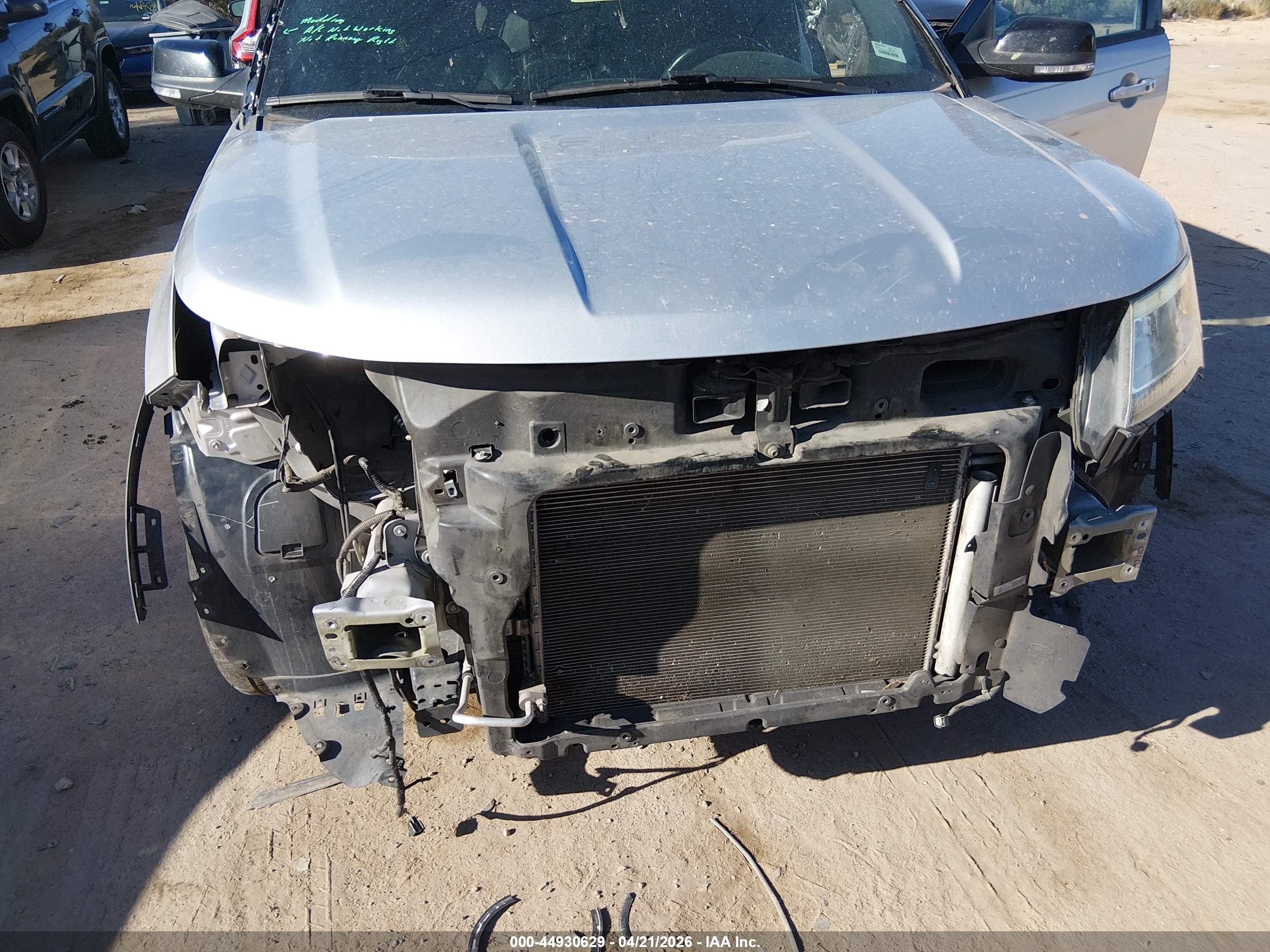 FORD EXPLORER image 6