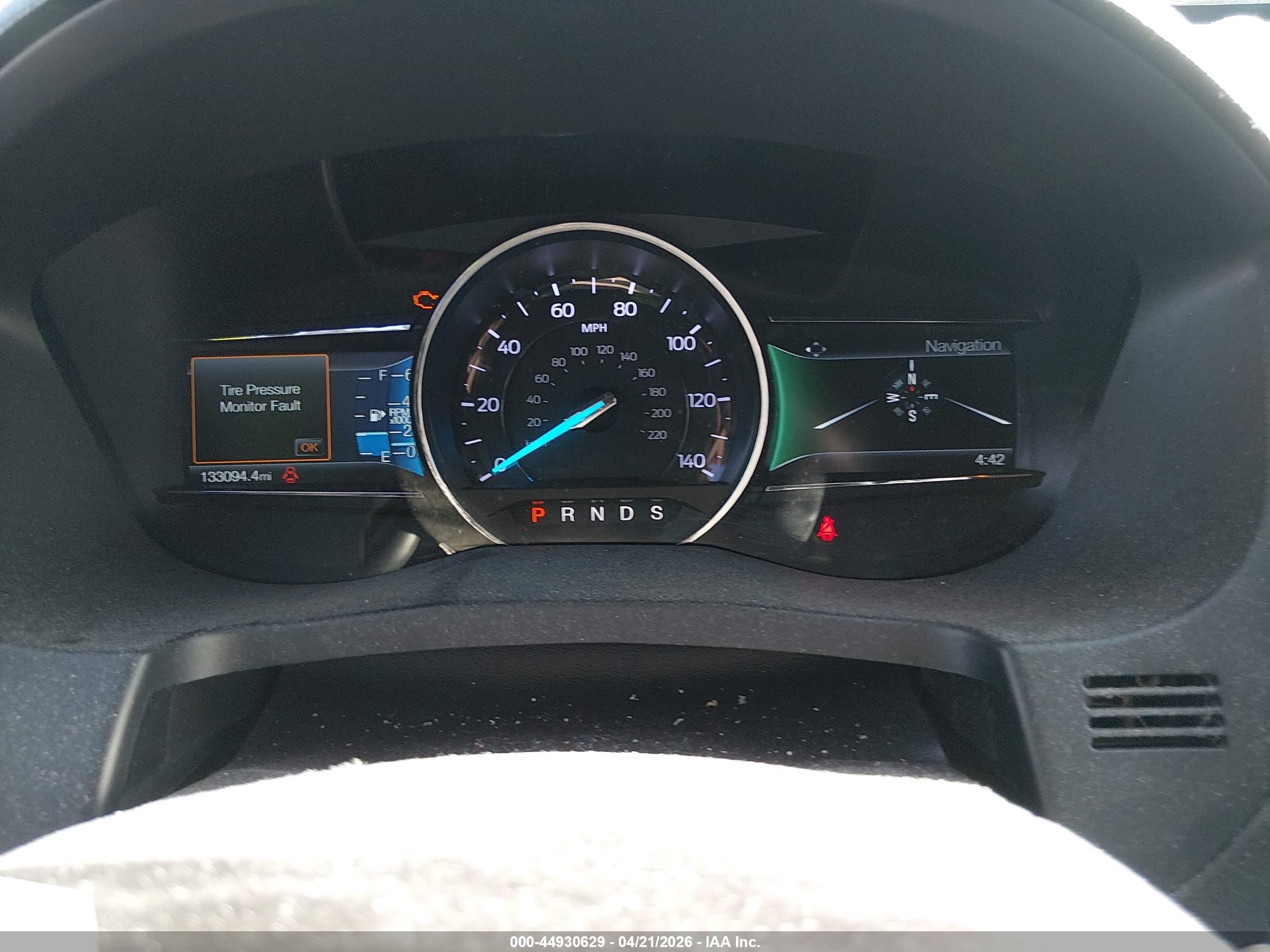 FORD EXPLORER image 7