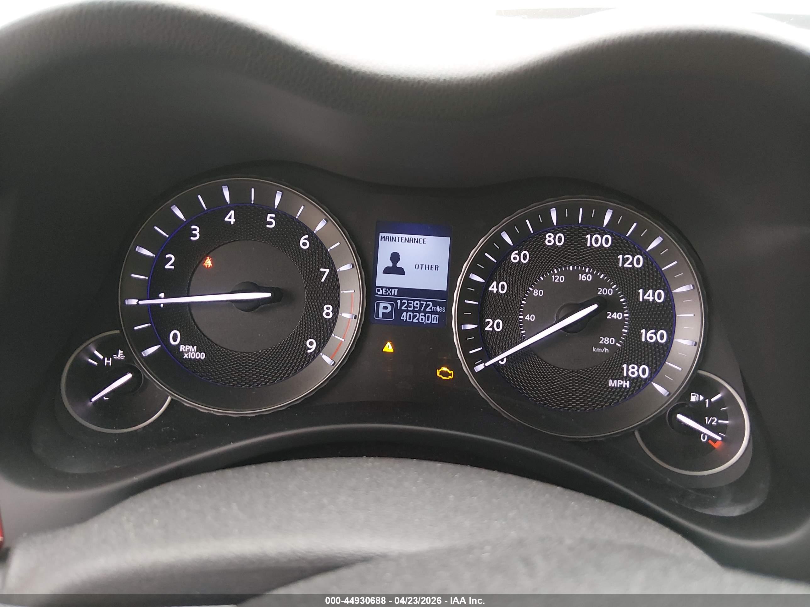 INFINITI Q70 image 7