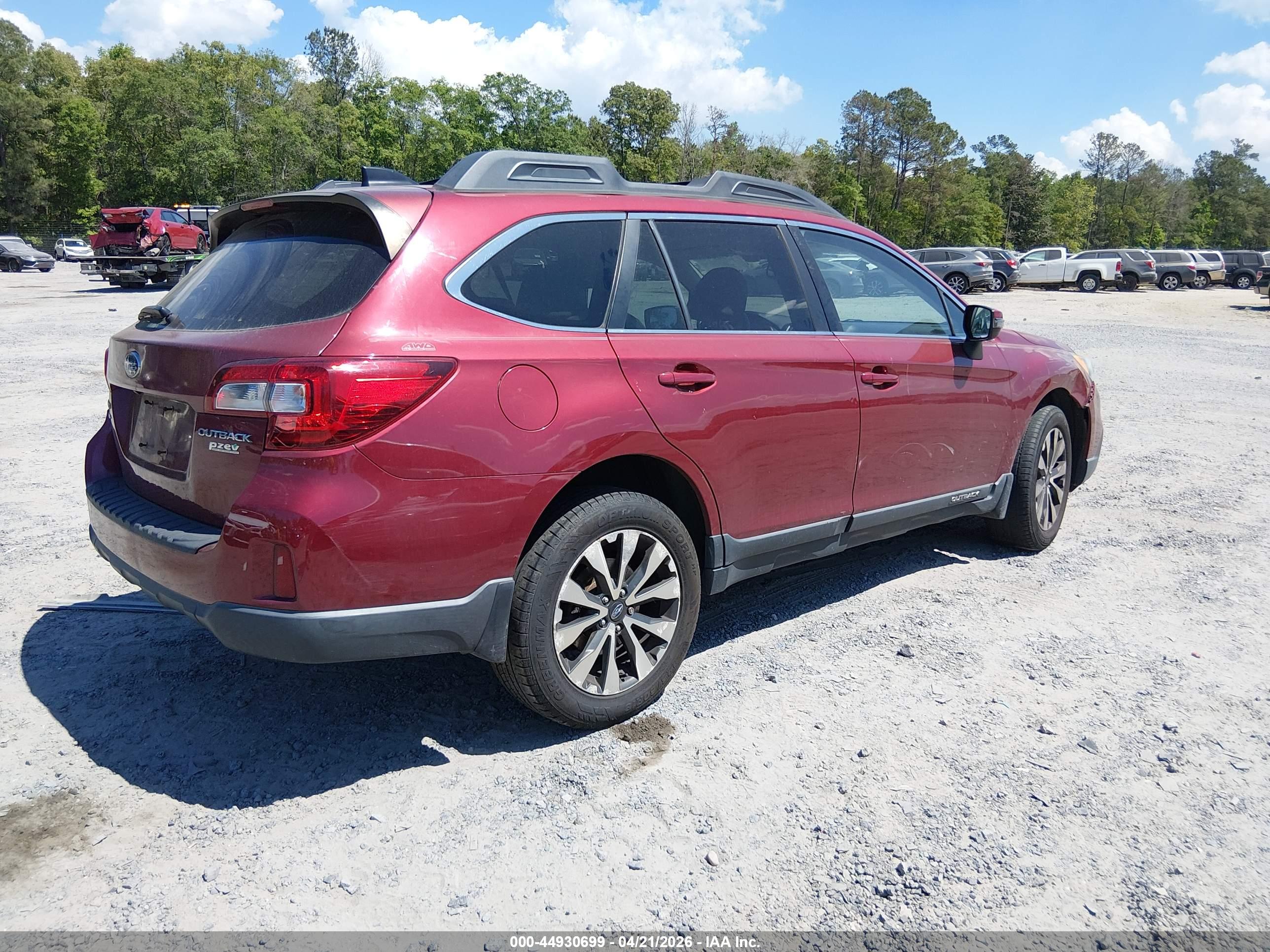 SUBARU OUTBACK image 4