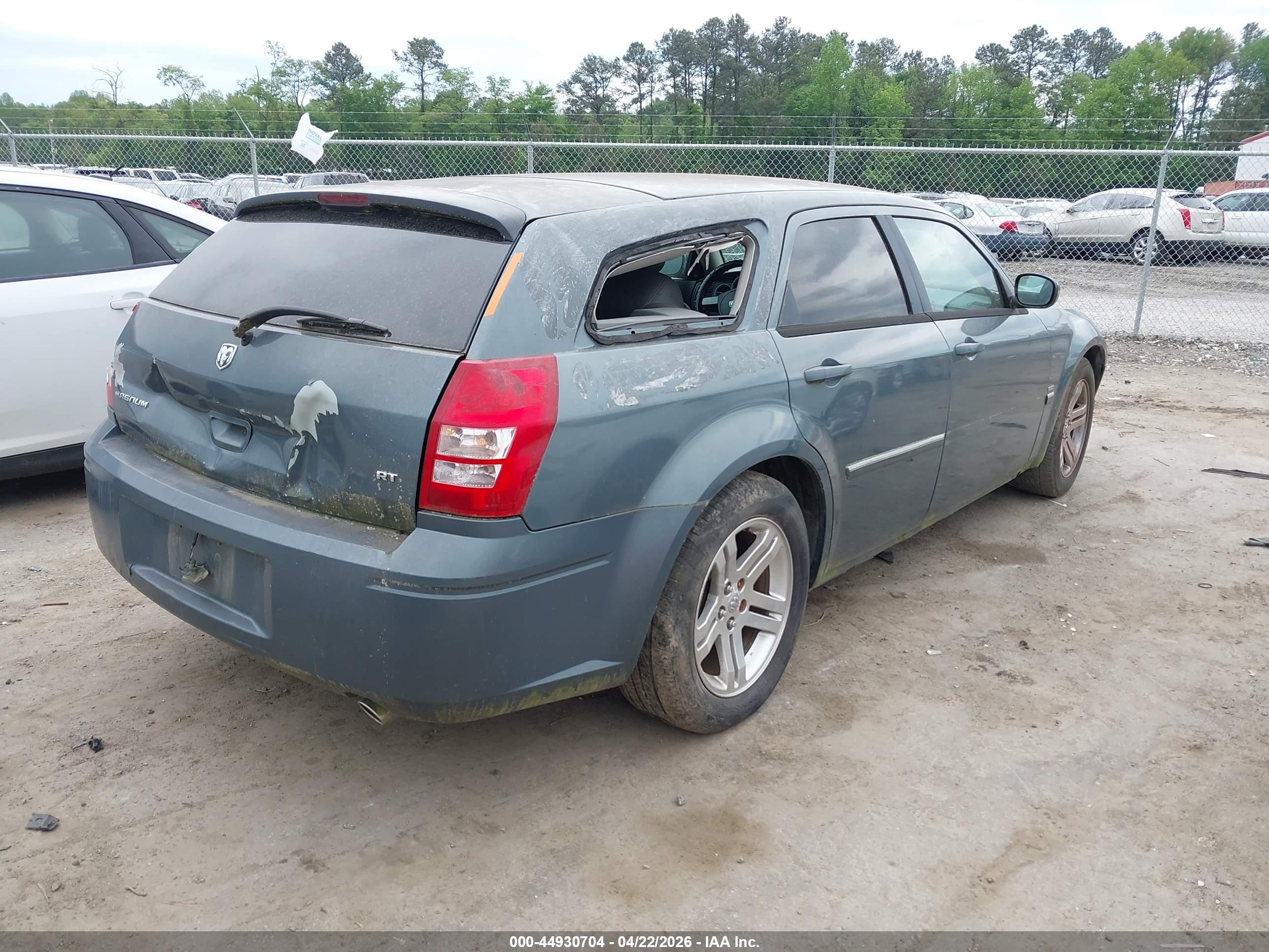 DODGE MAGNUM image 4