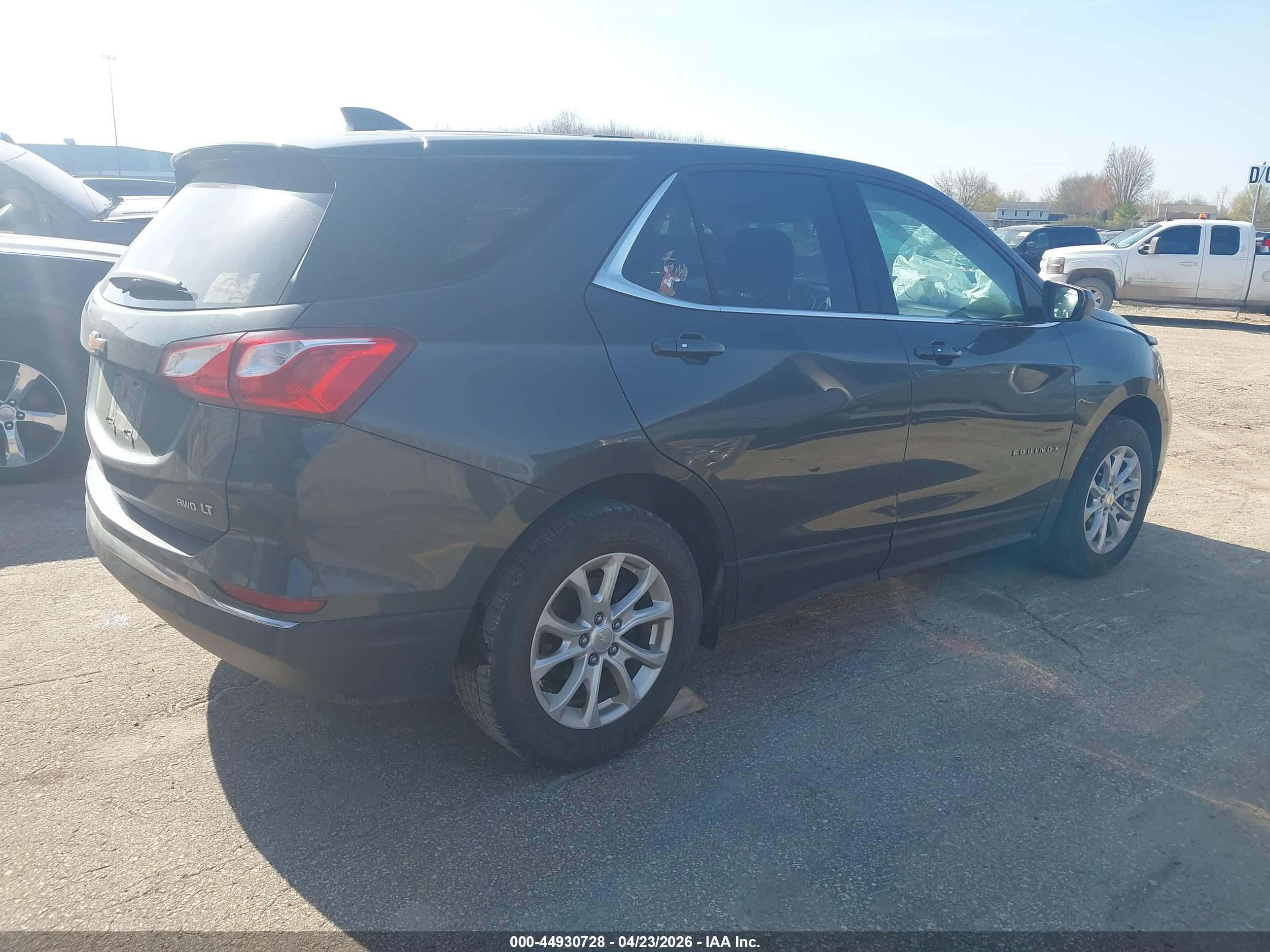 CHEVROLET EQUINOX image 4