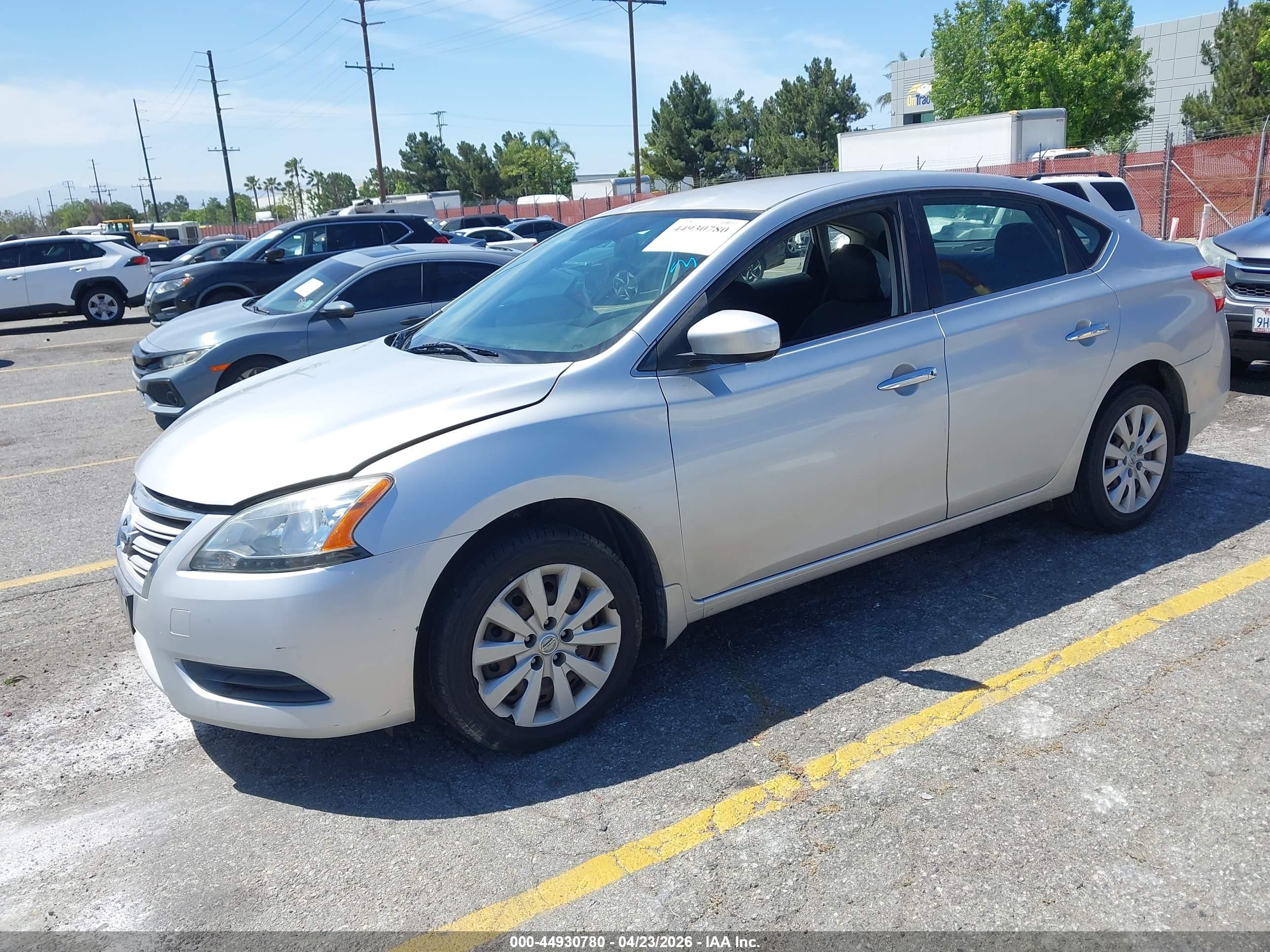 NISSAN SENTRA image 2