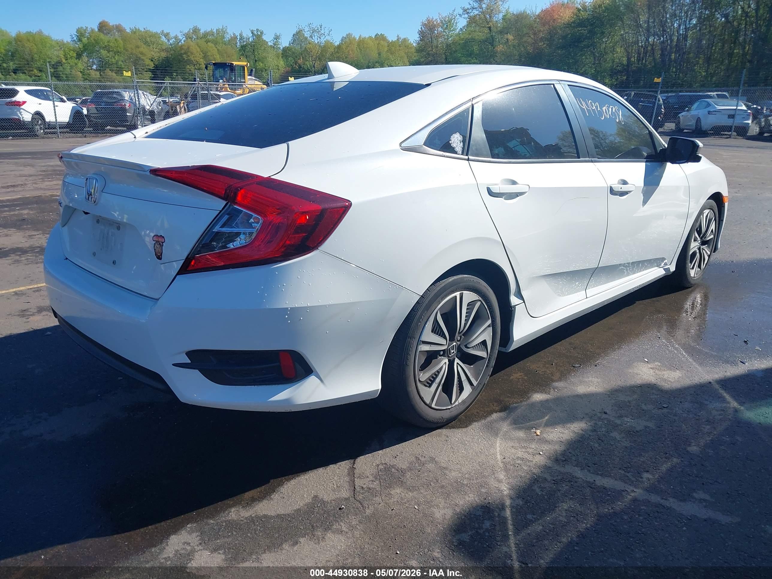 HONDA CIVIC image 4