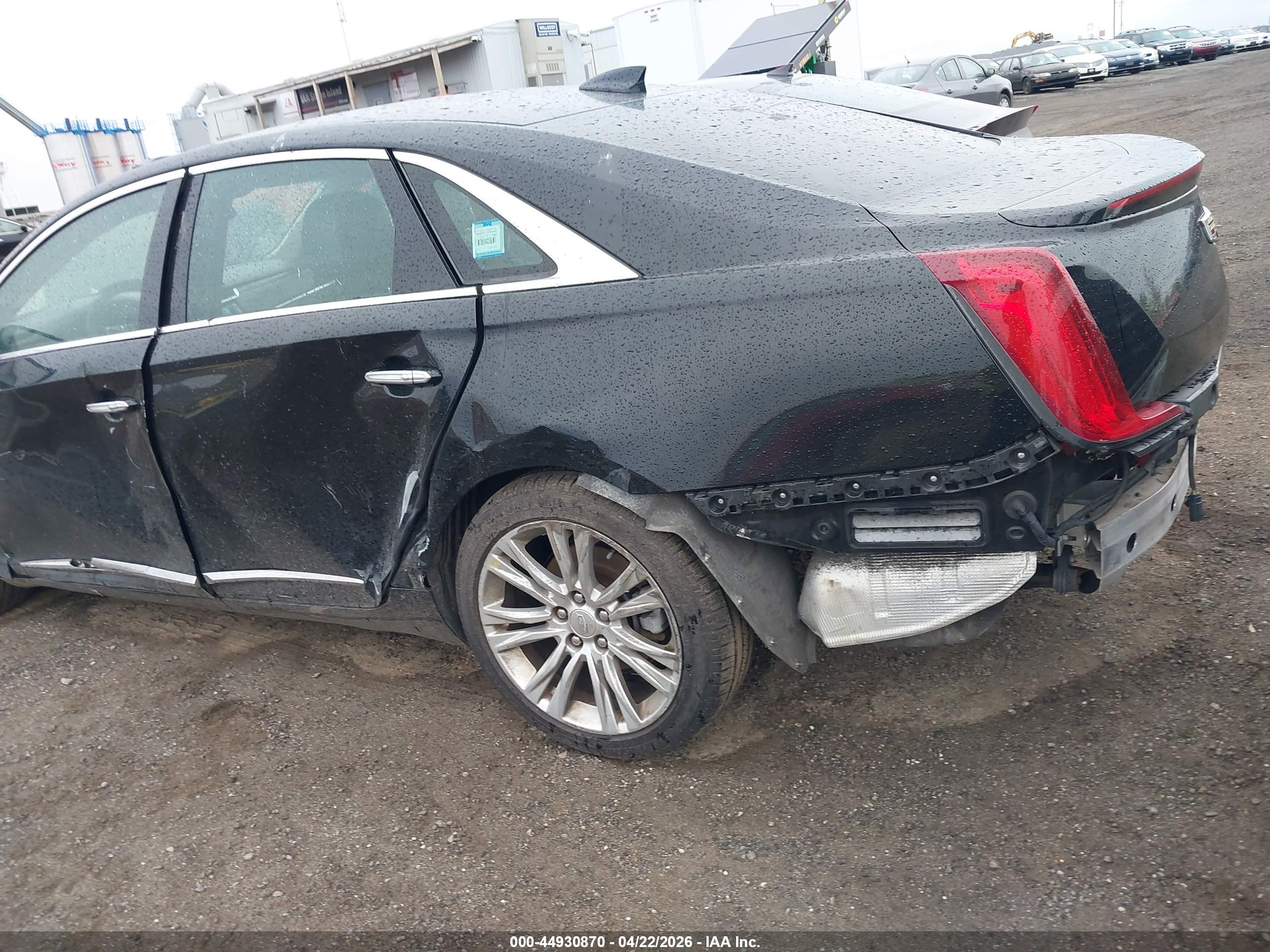 CADILLAC XTS image 6