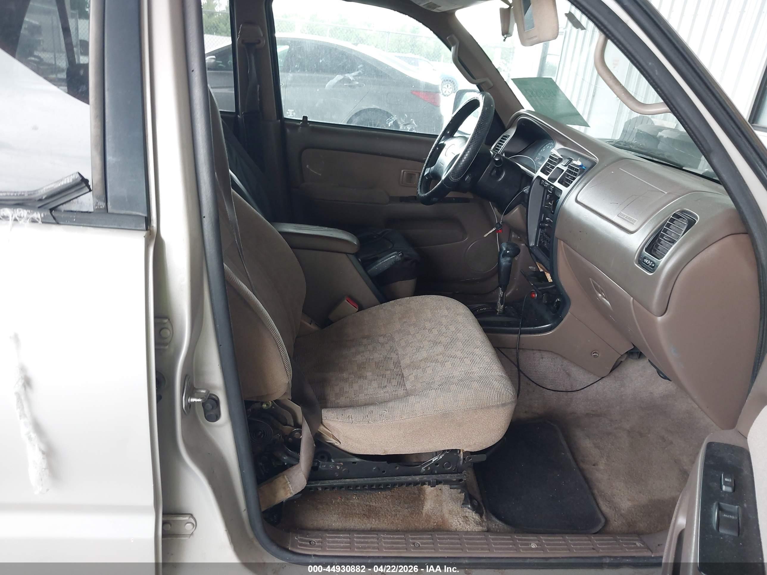 TOYOTA 4RUNNER image 5