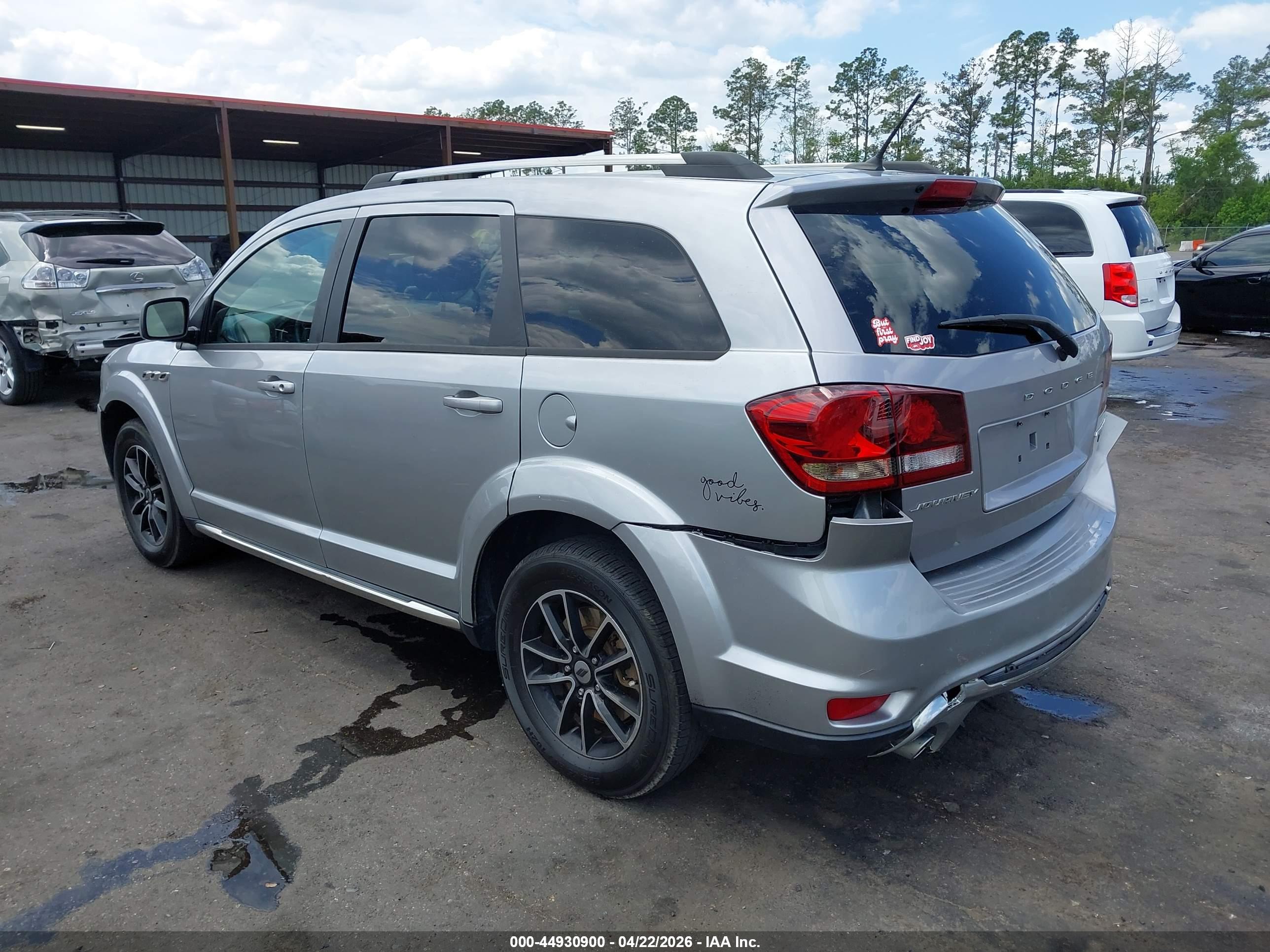 DODGE JOURNEY image 3