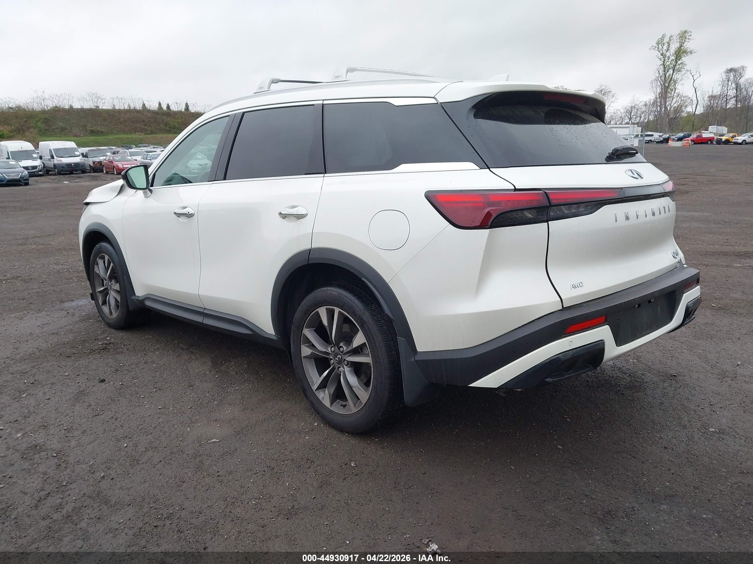 INFINITI QX60 image 3