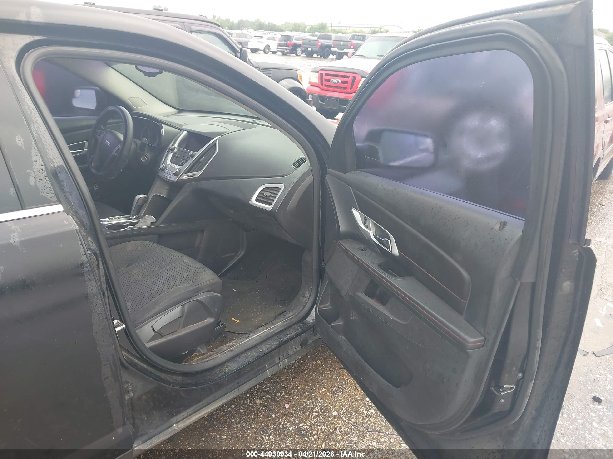GMC TERRAIN image 5