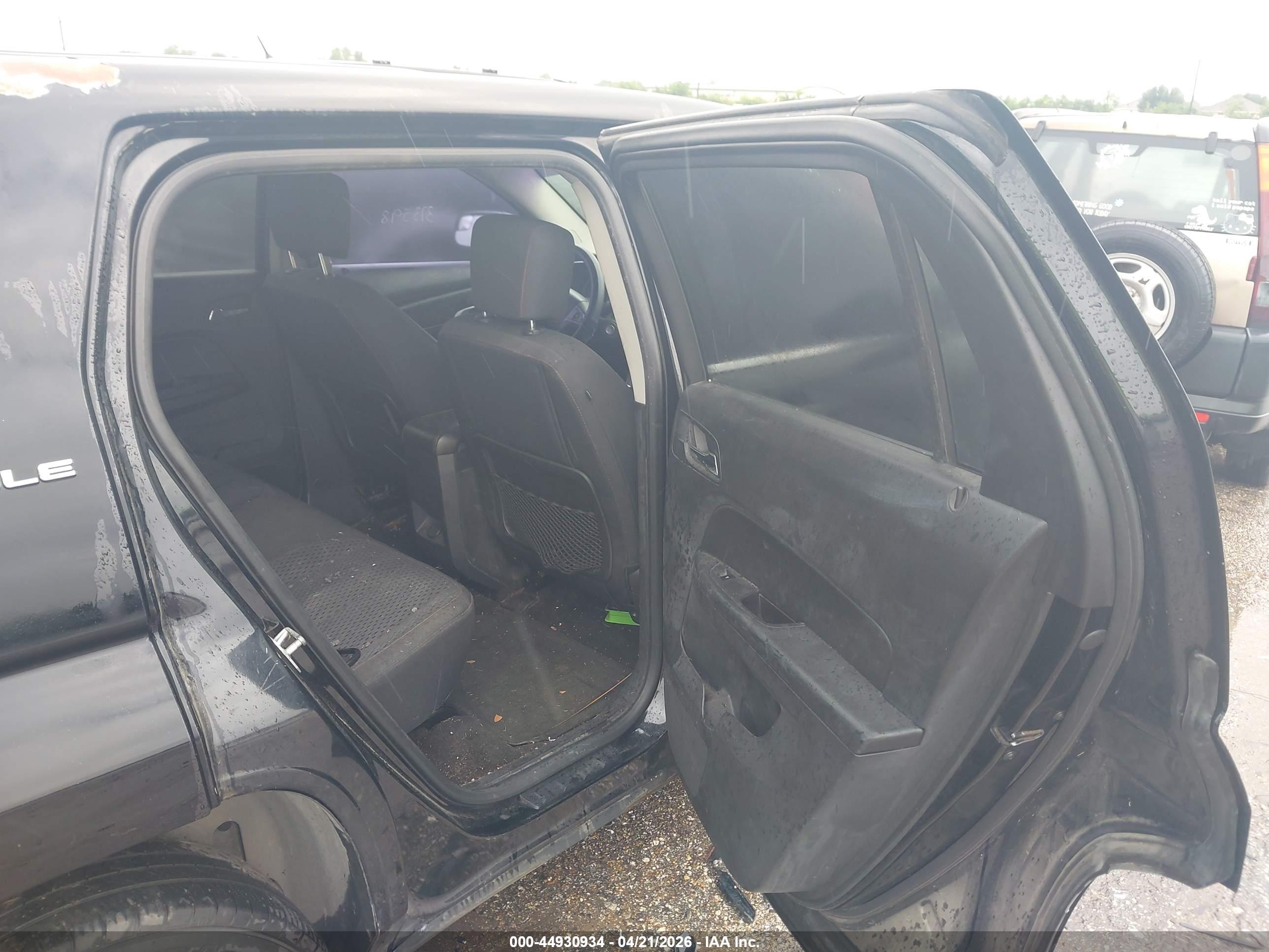 GMC TERRAIN image 8