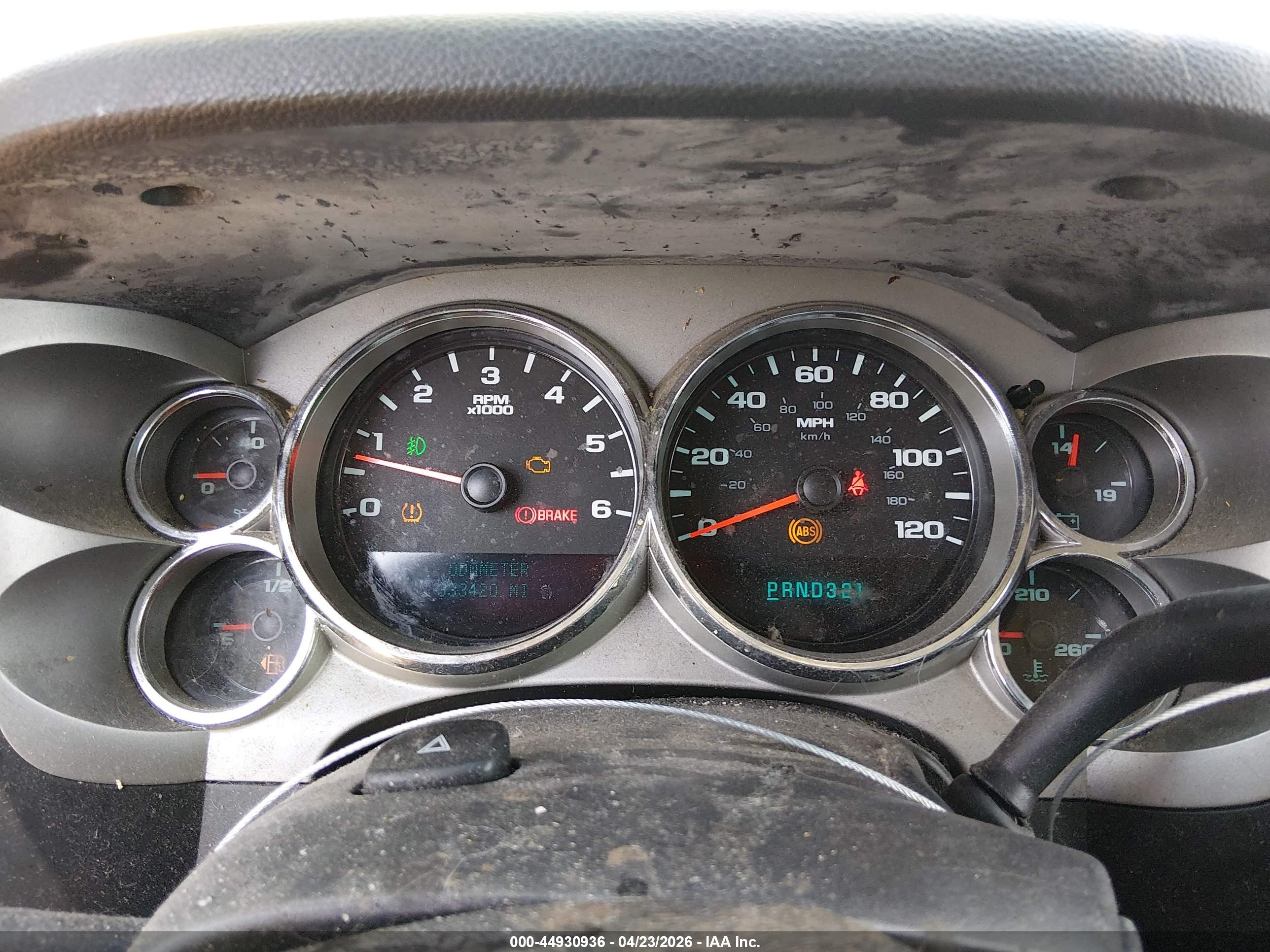 CHEVROLET SILVERADO image 7