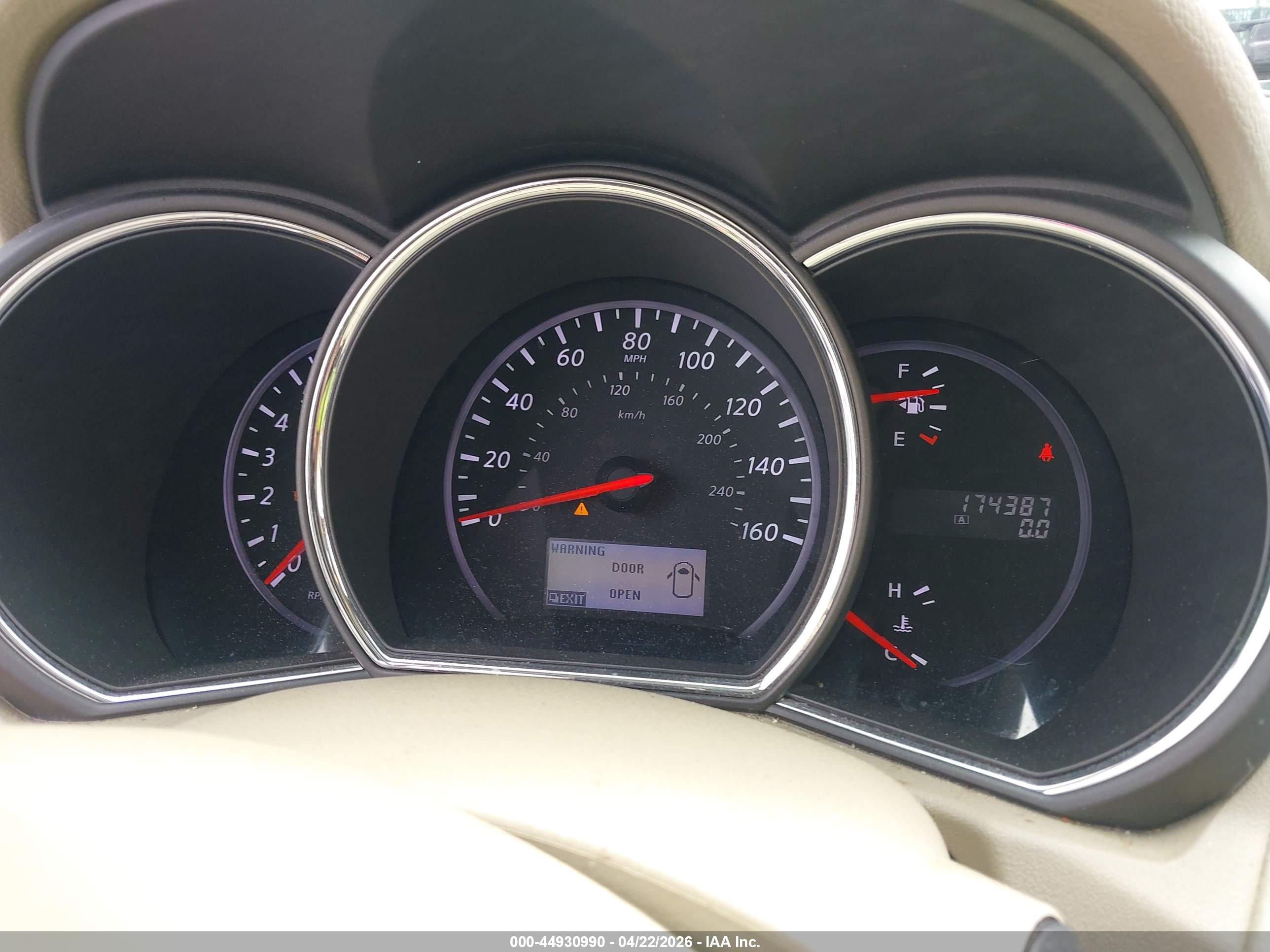 NISSAN MURANO image 7