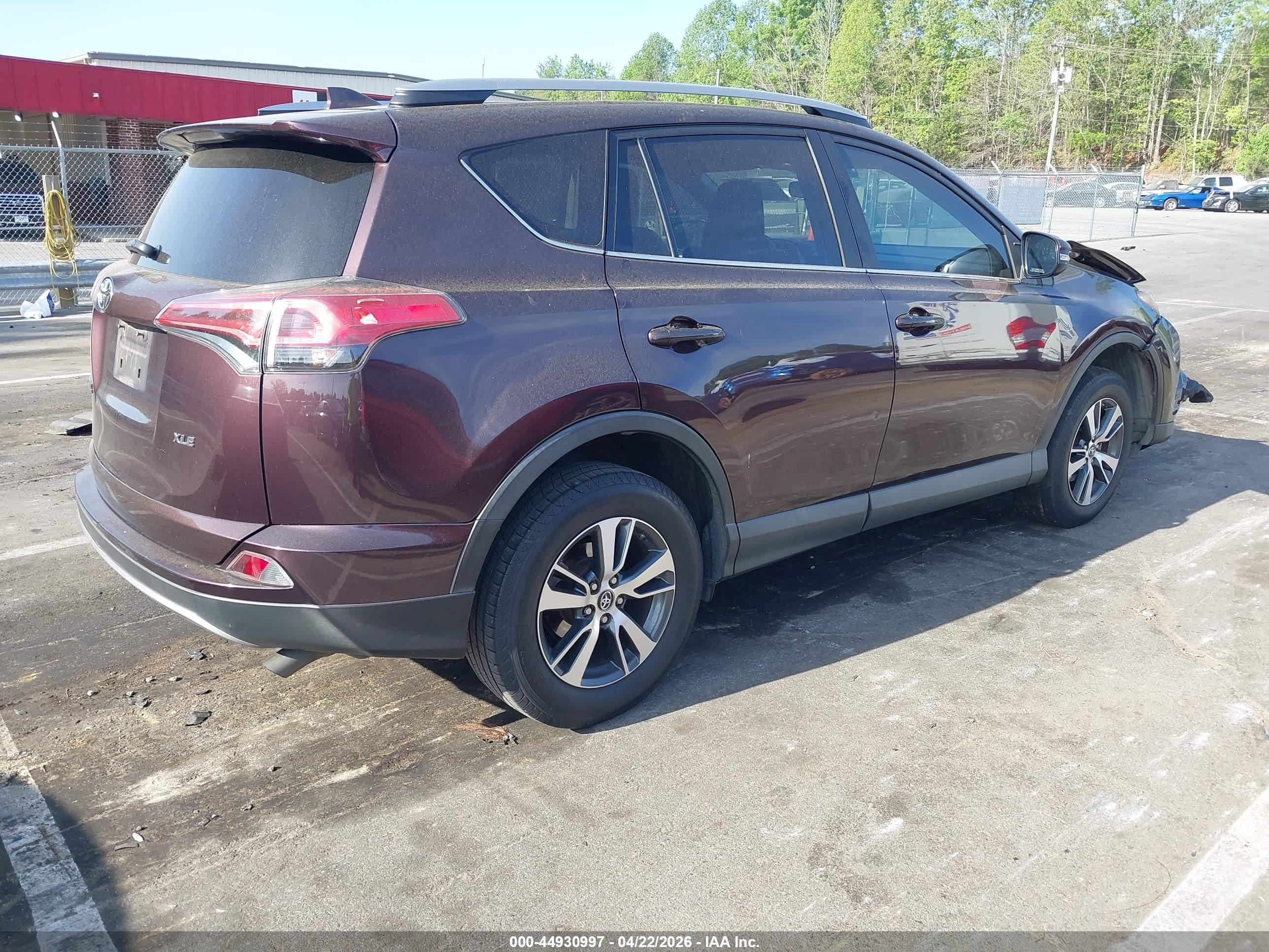 TOYOTA RAV4 image 4
