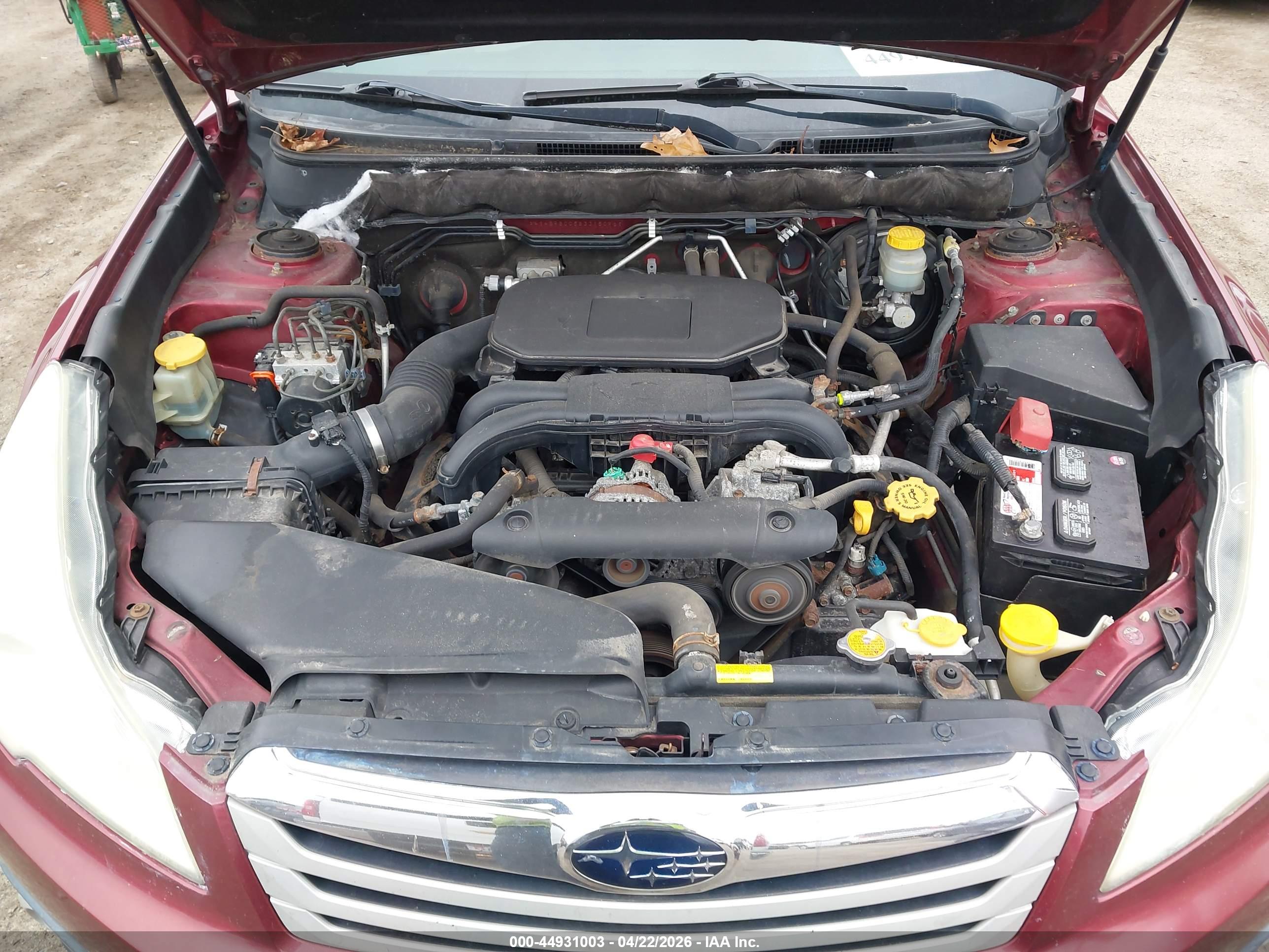 SUBARU OUTBACK image 10