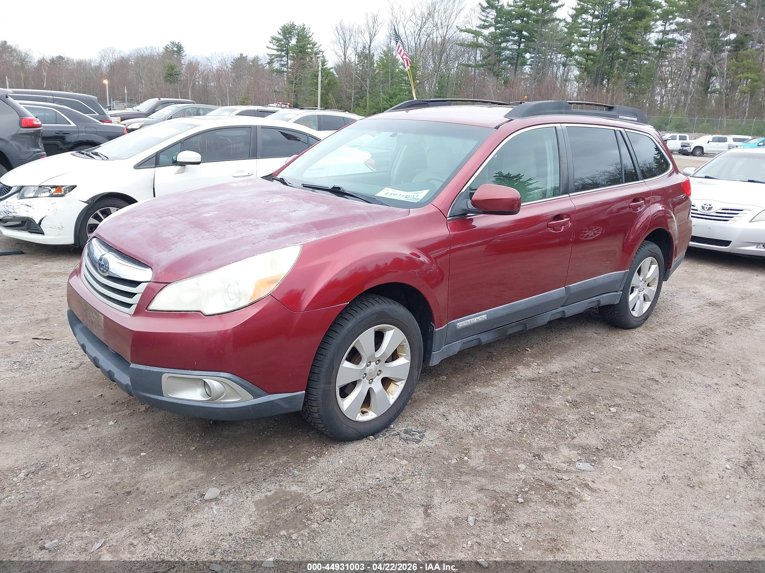 SUBARU OUTBACK image 2